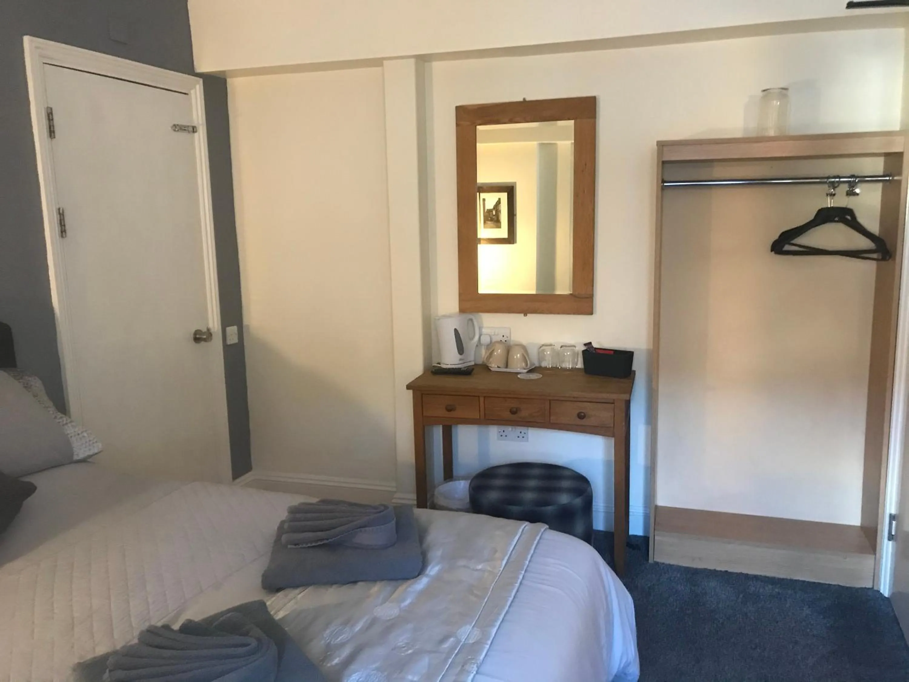 Bed in The Swan Inn Newport