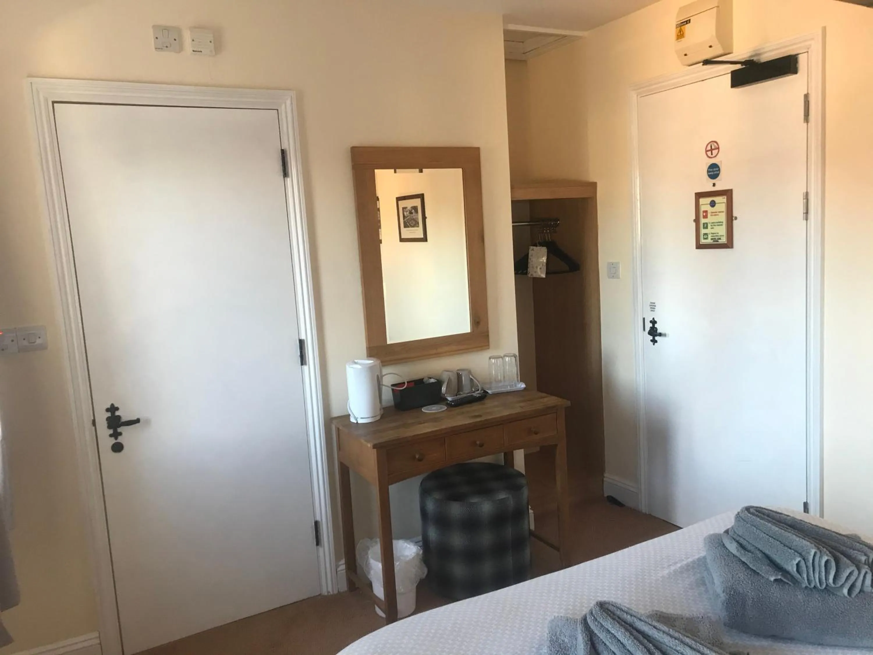 Bed in The Swan Inn Newport