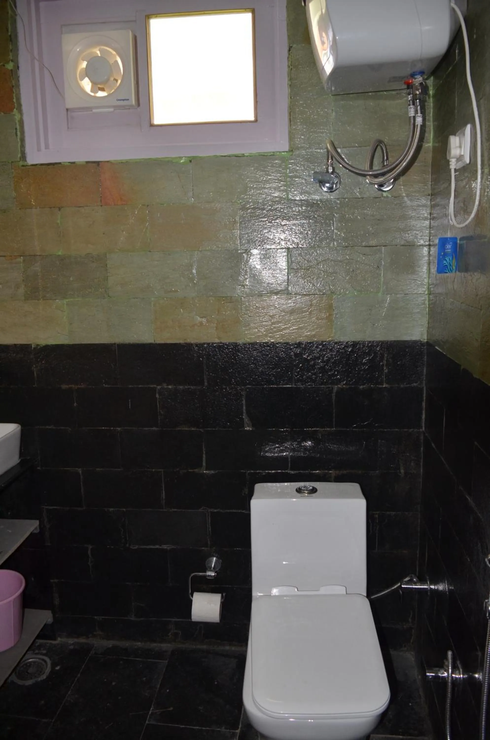 Bathroom in Hari Om Paradise