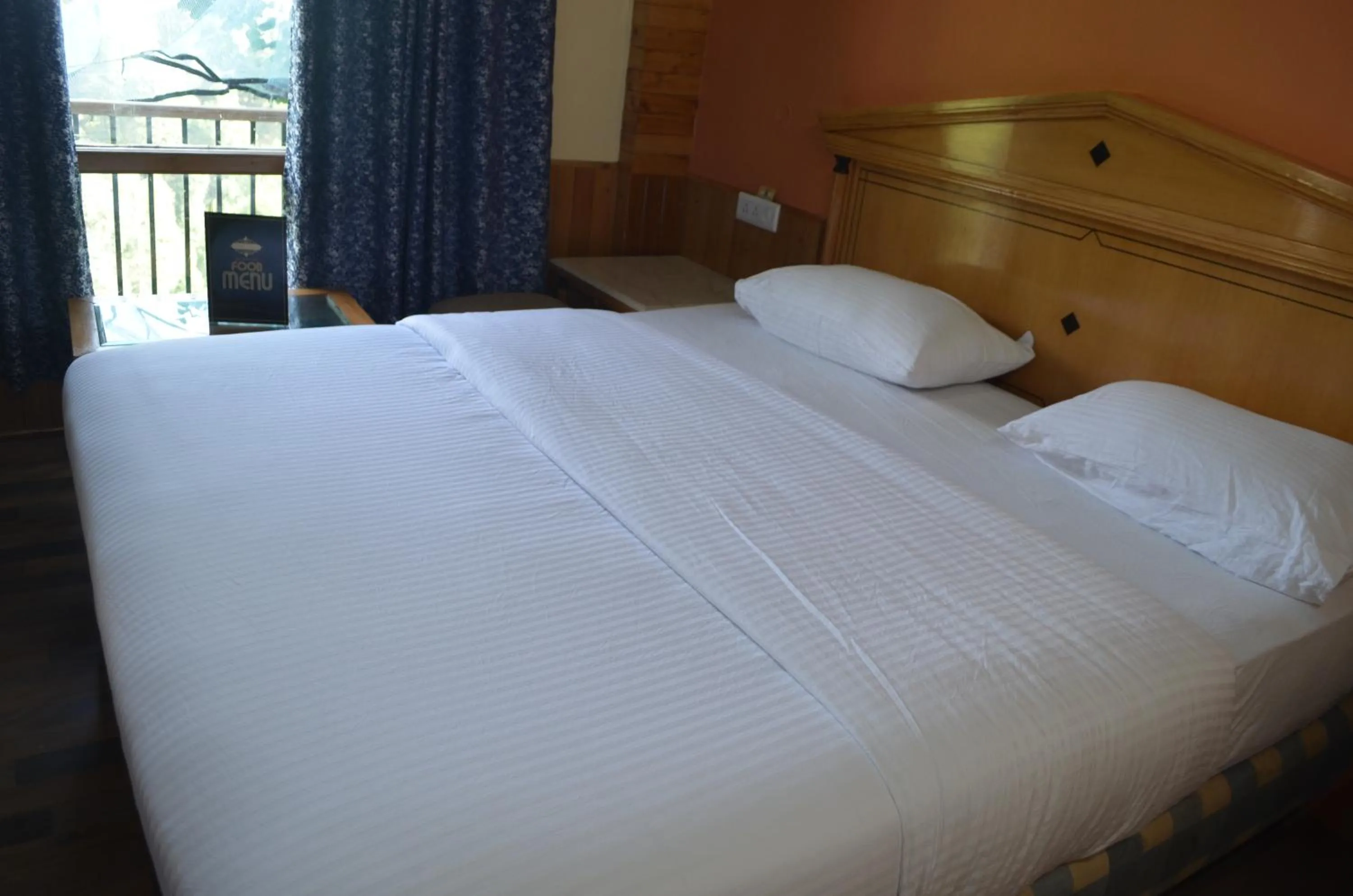 Bed in Hari Om Paradise