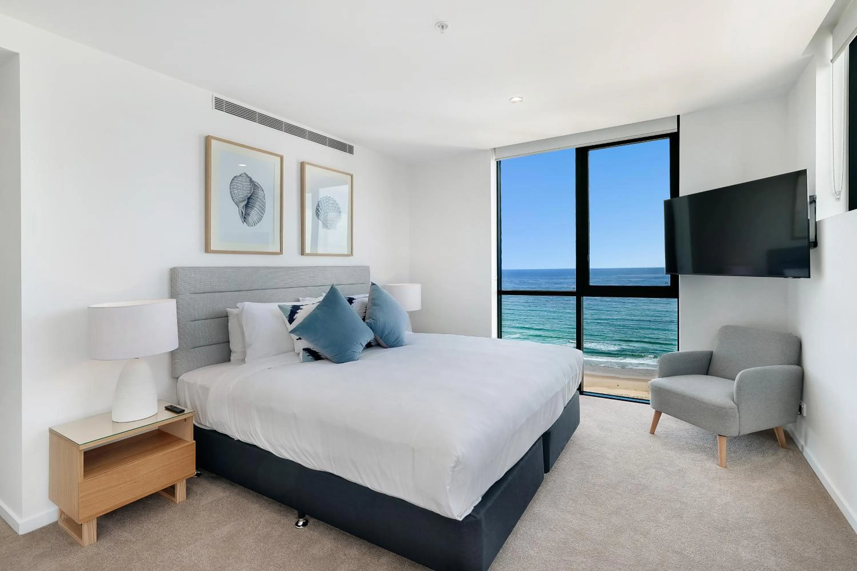 Bedroom, Bed in Opus Broadbeach - Official