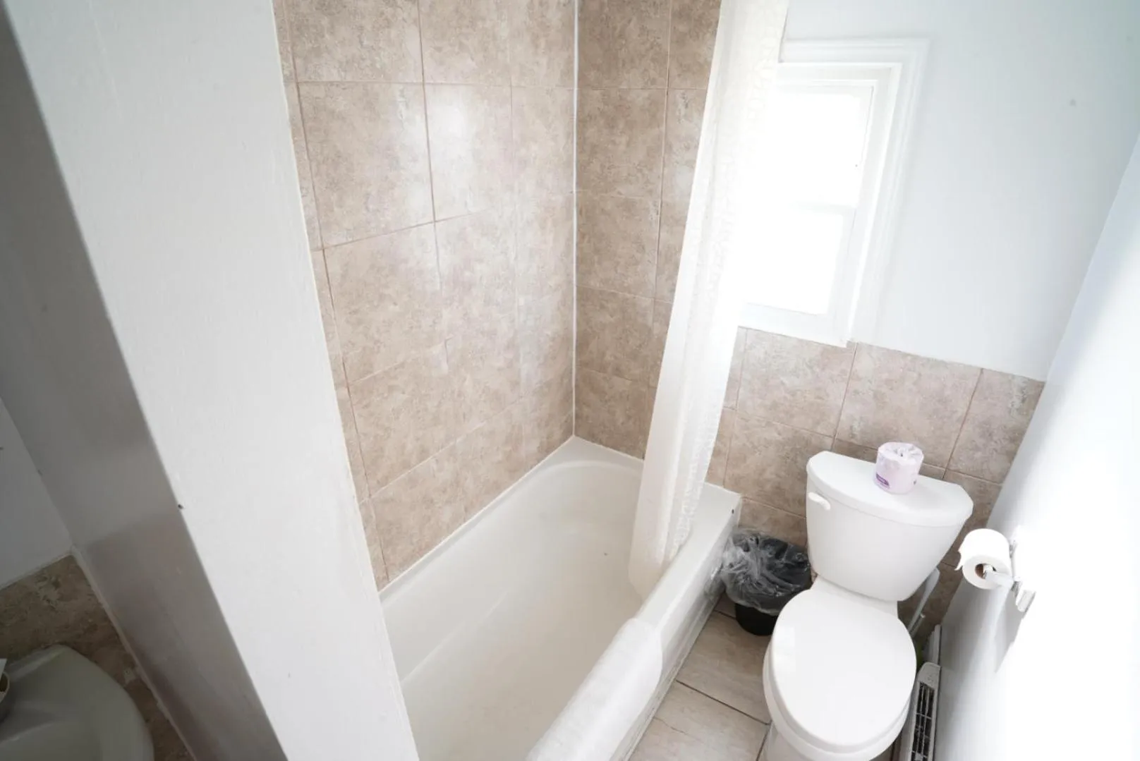 Bathroom in Falcon Inn