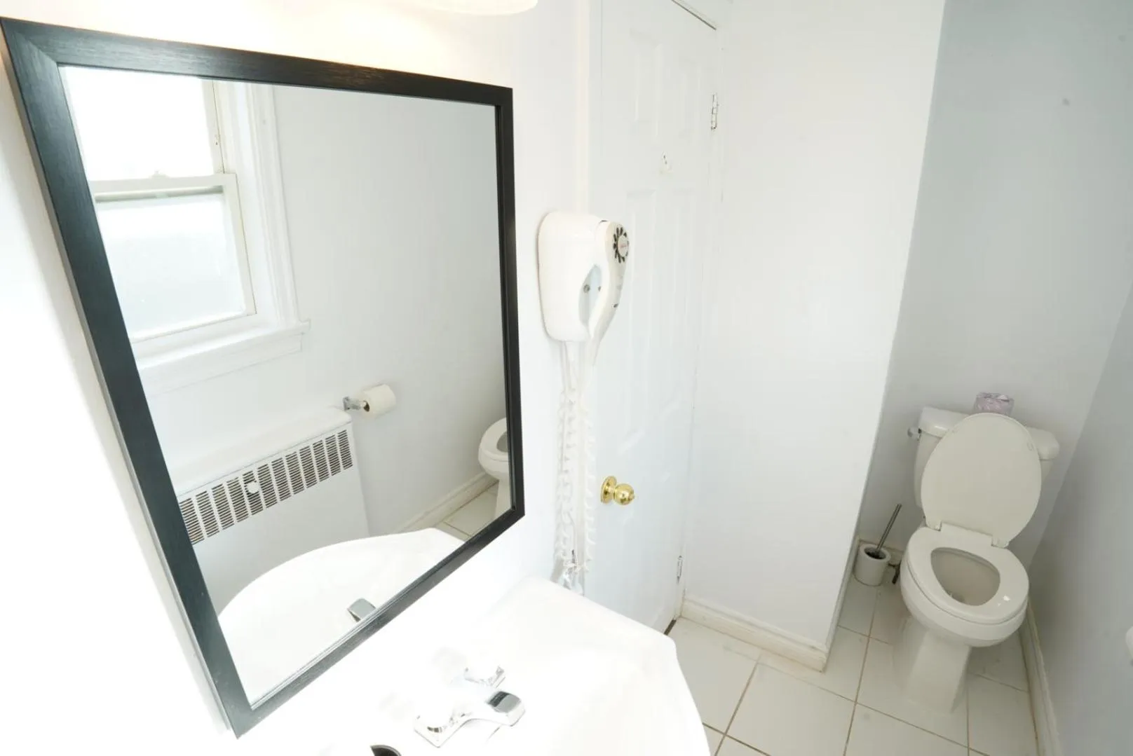 Bathroom in Falcon Inn