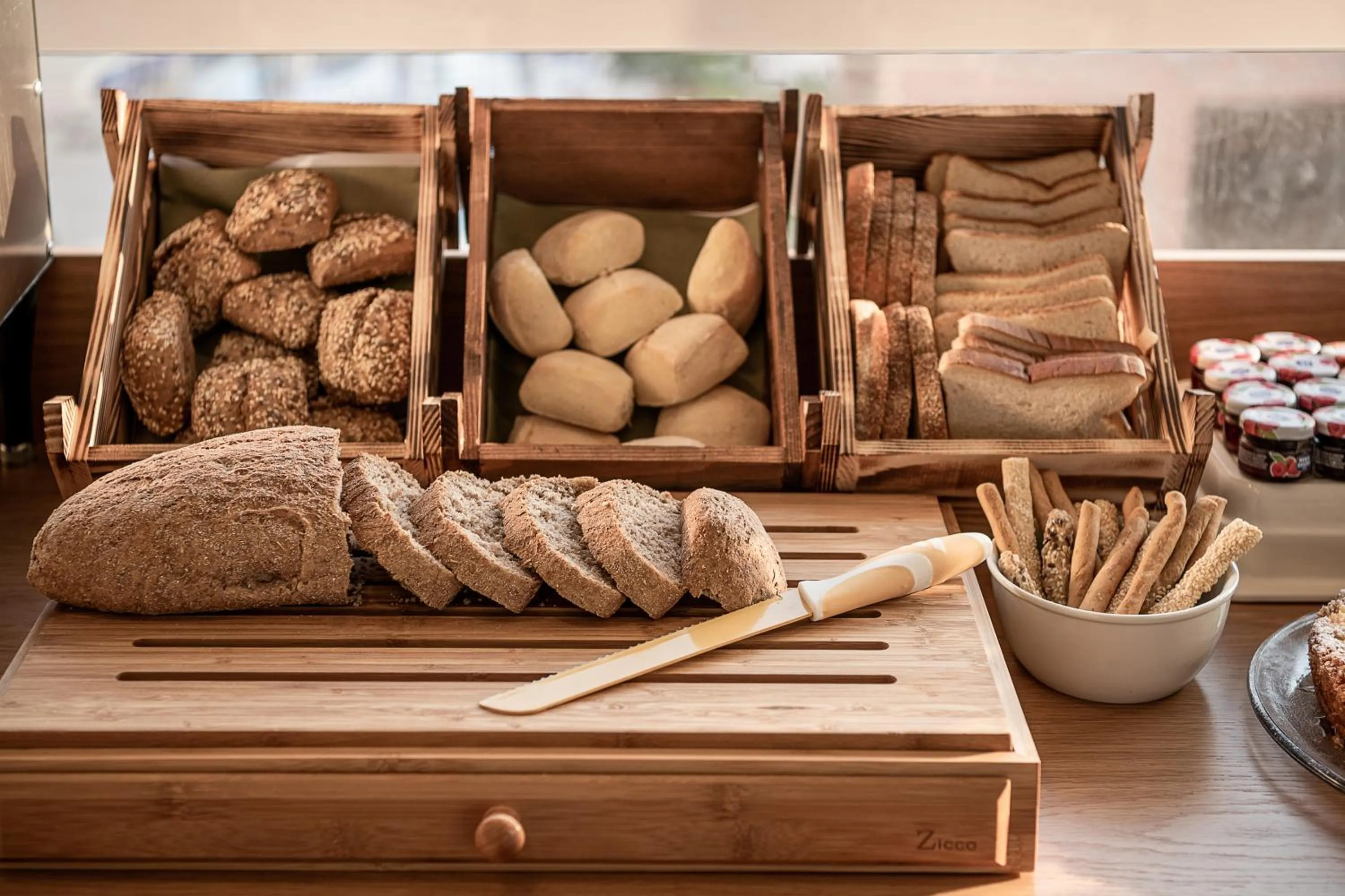 Buffet breakfast in Elia Platanias