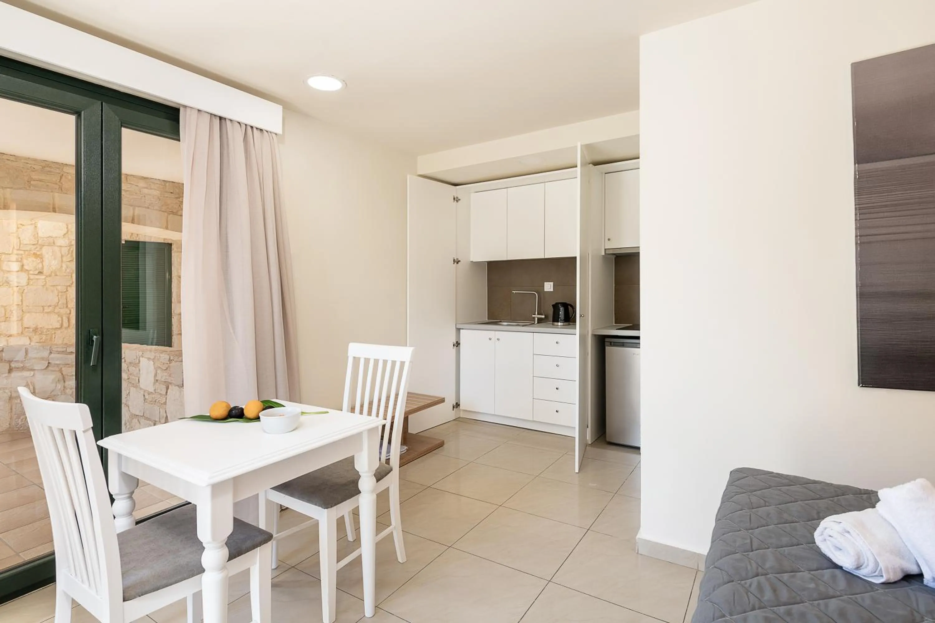 Kitchen or kitchenette in Elia Platanias