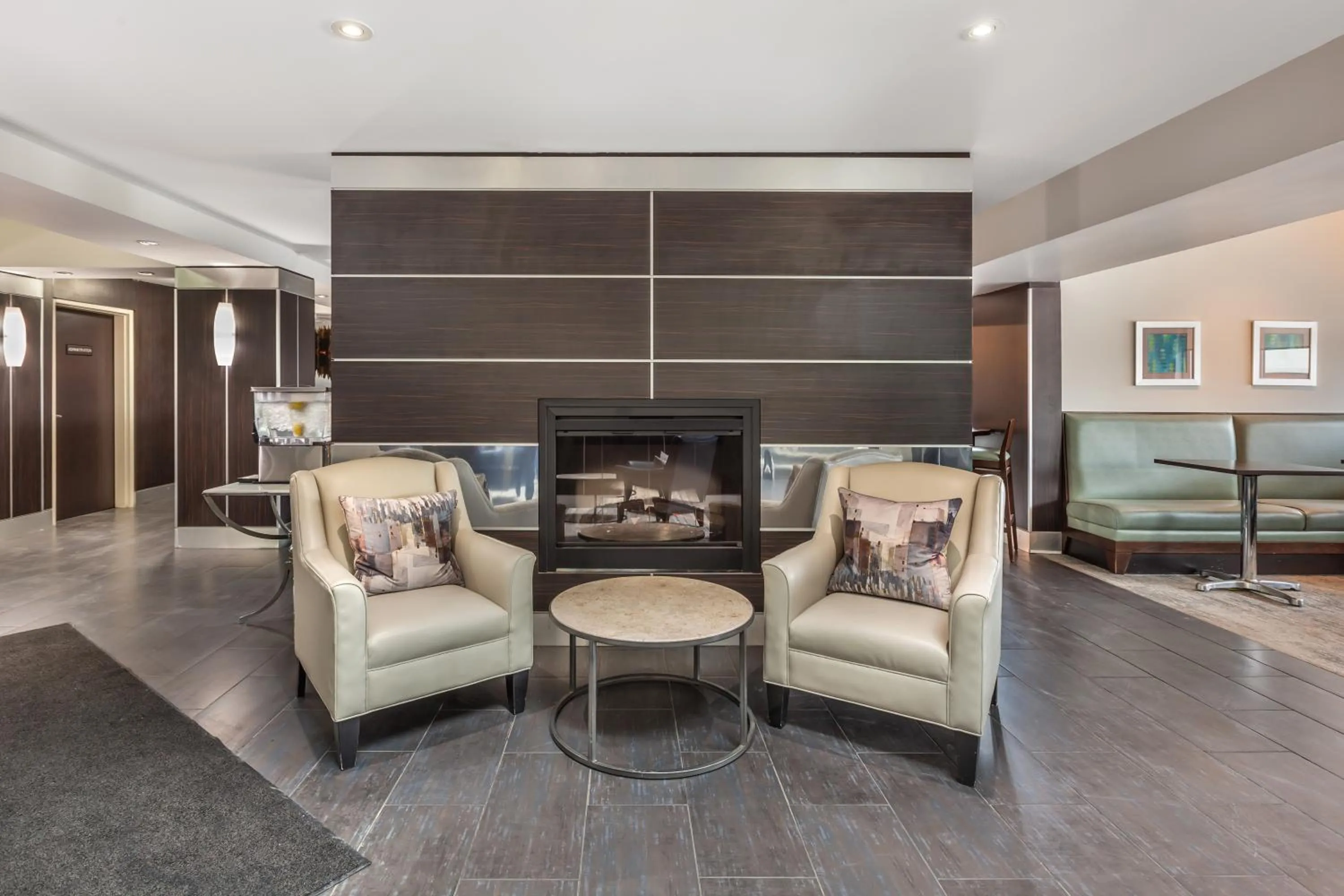 Living room in Quality Hotel