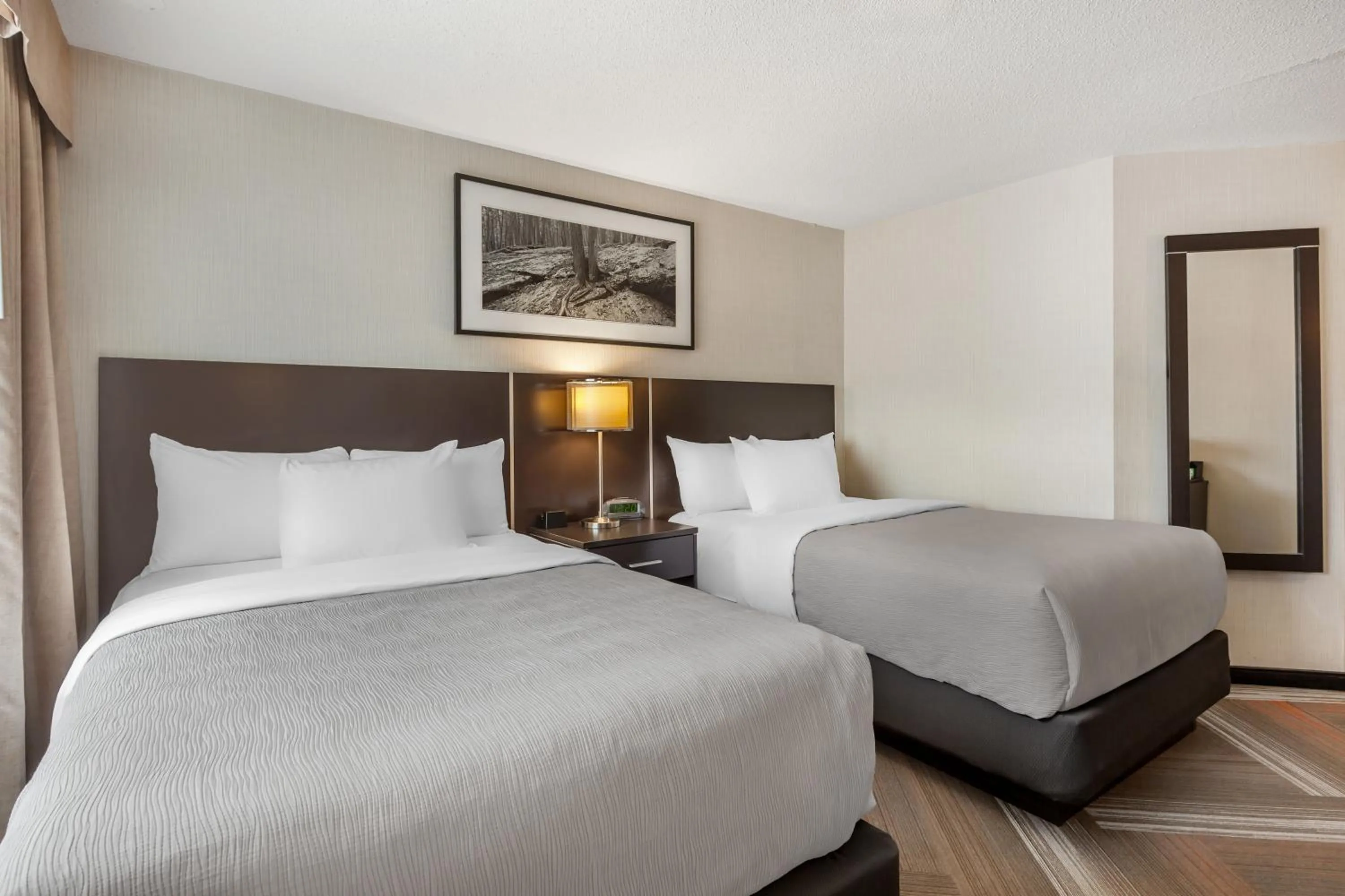 Bedroom, Bed in Quality Hotel