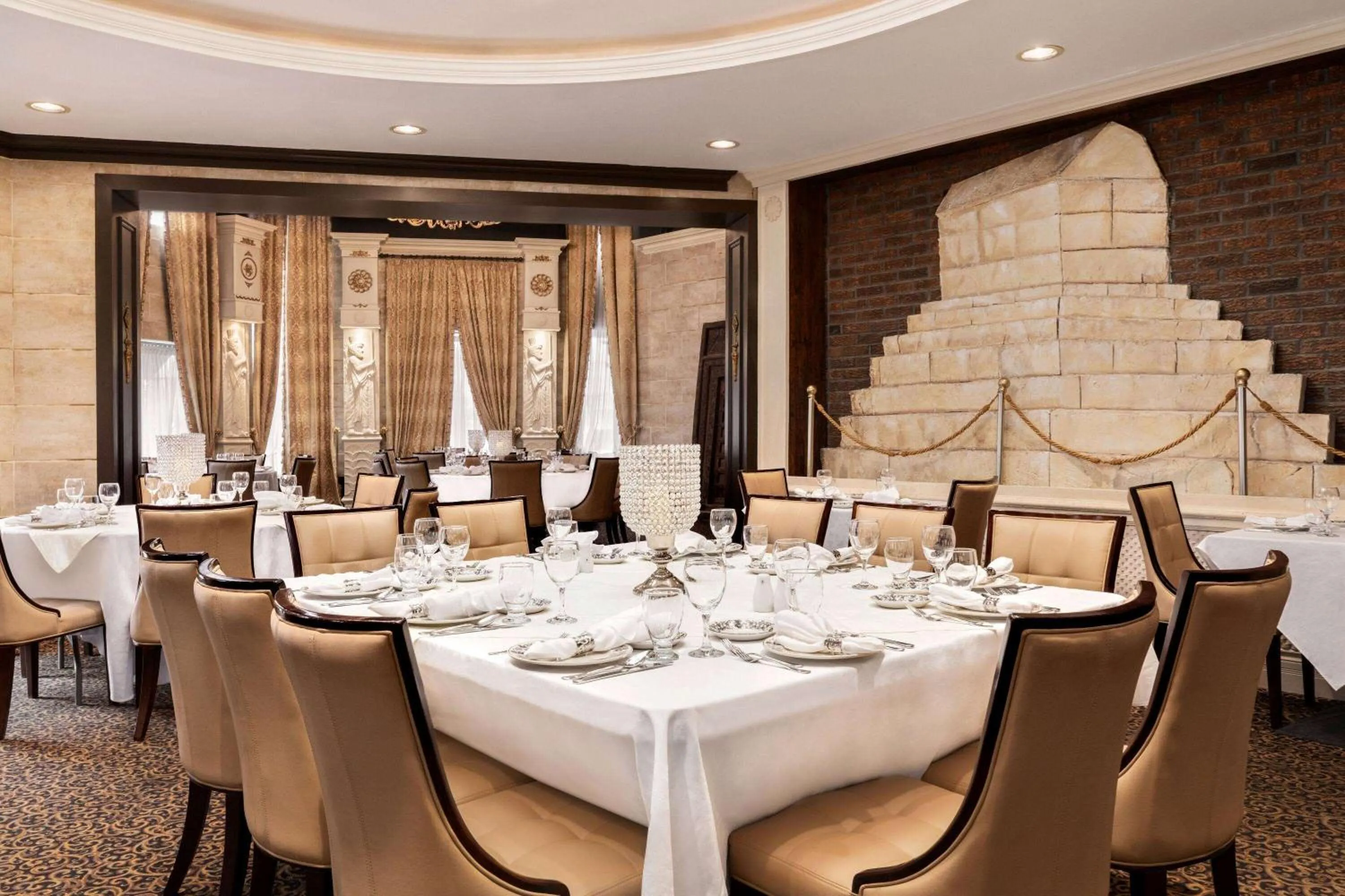 Restaurant/places to eat in Travelodge by Wyndham Richmond Hill