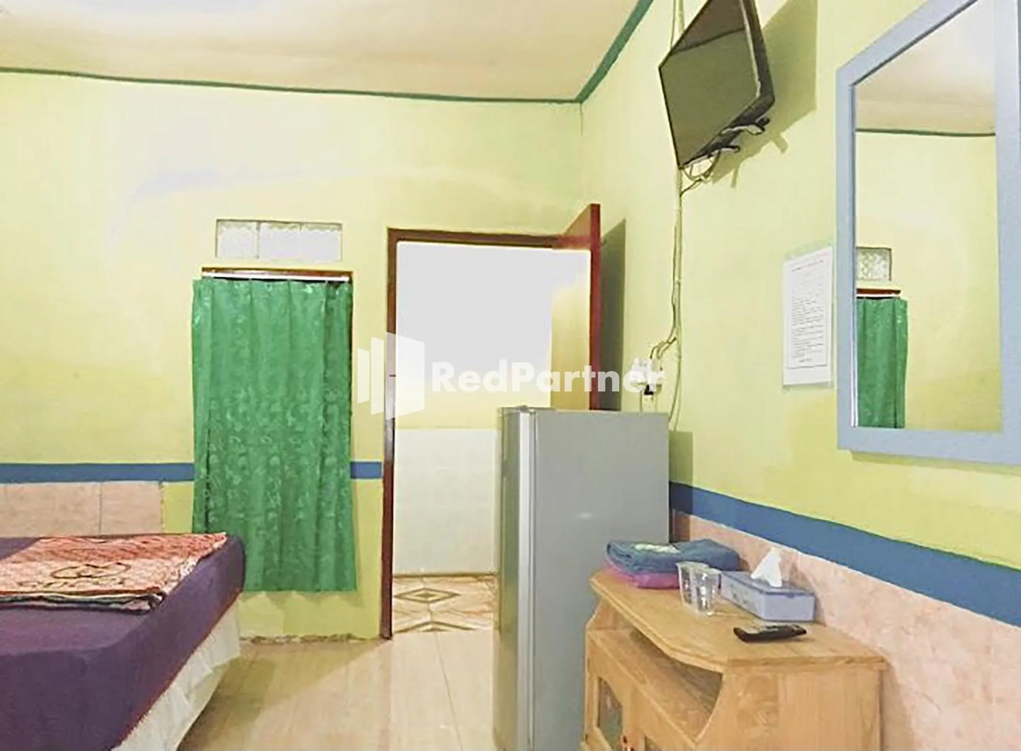 Bedroom, Bed in Hotel Indah Grogot Syariah Mitra RedDoorz