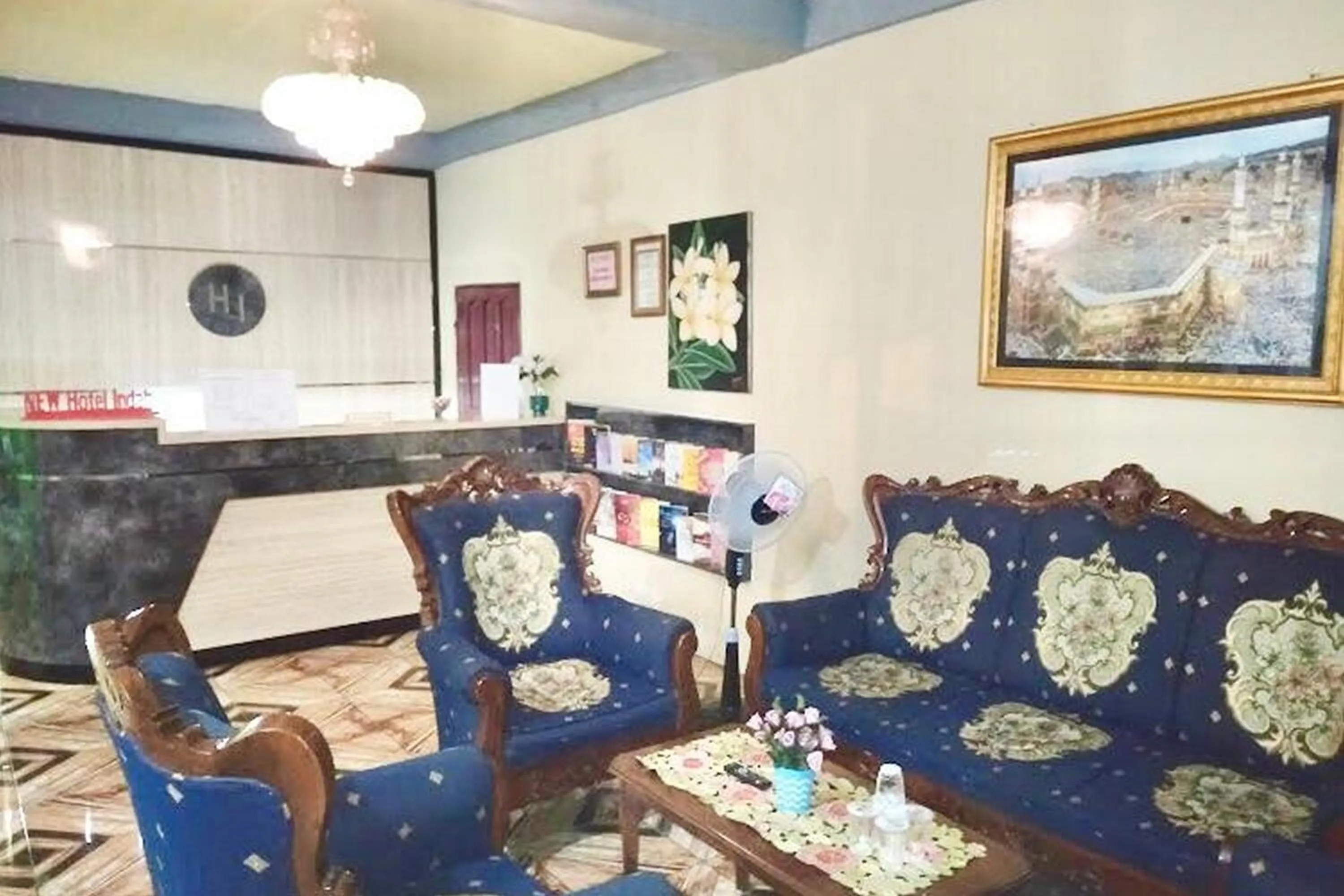 Lobby or reception in Hotel Indah Grogot Syariah Mitra RedDoorz