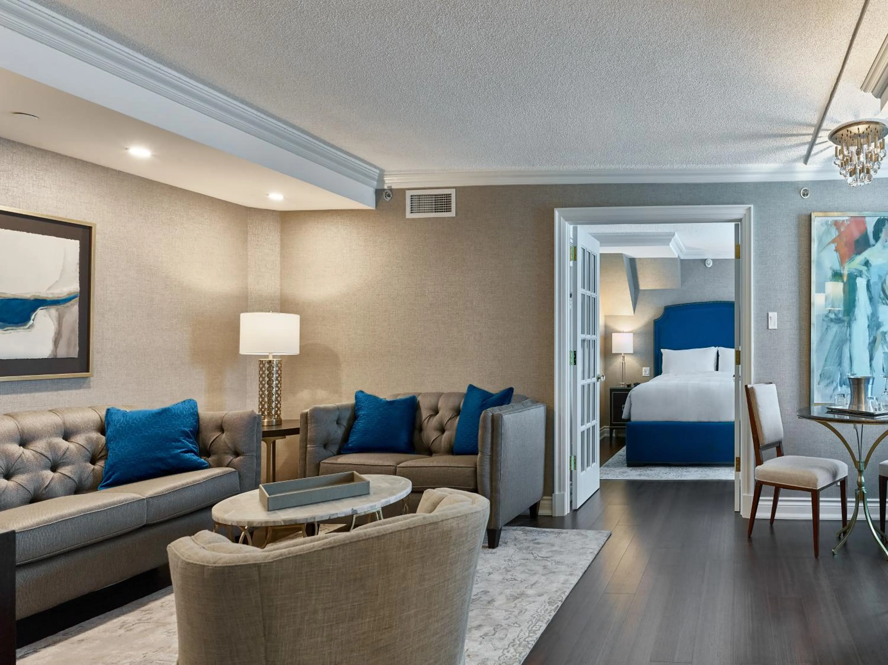 Living room in Chateau Vaudreuil