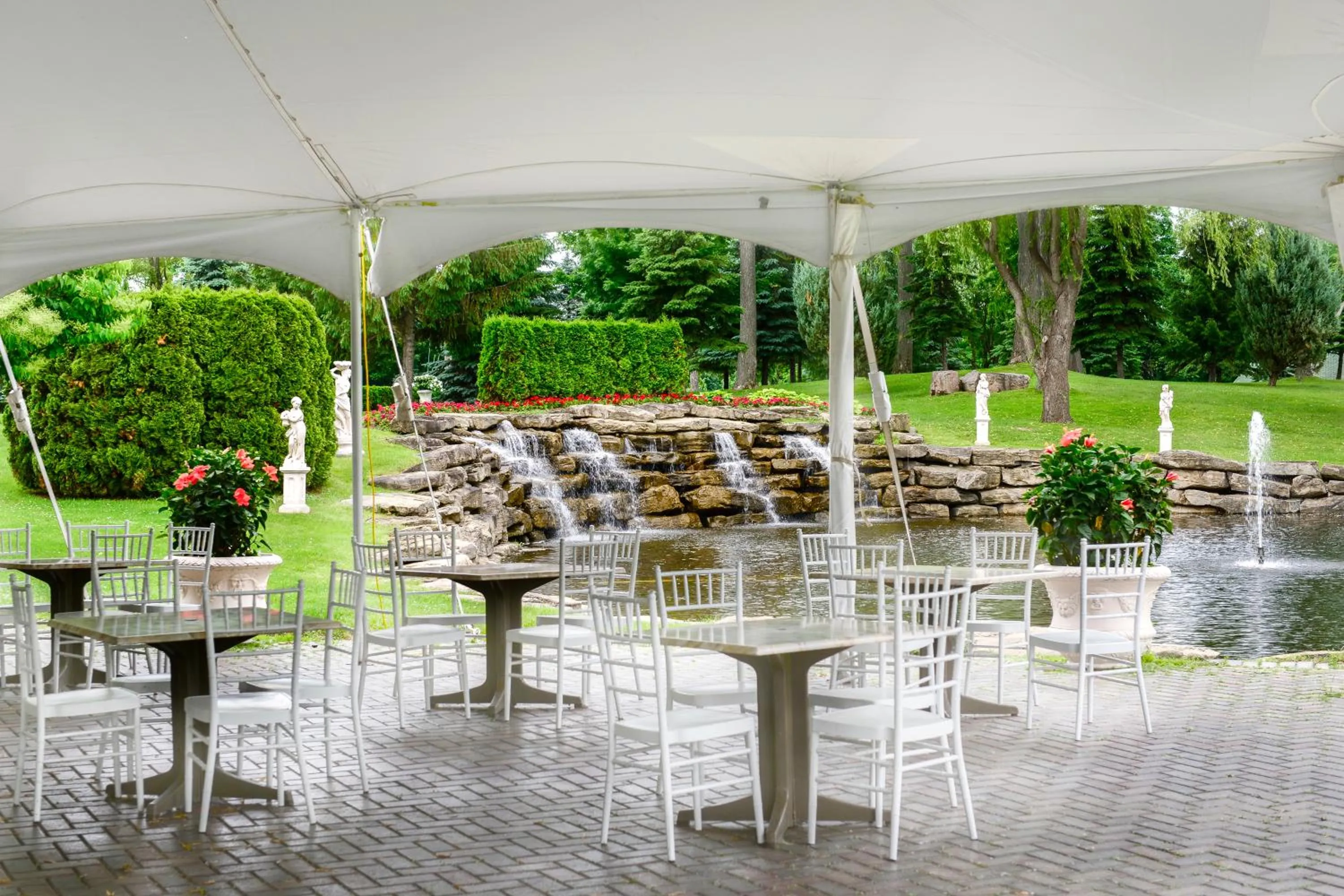 Garden in Chateau Vaudreuil