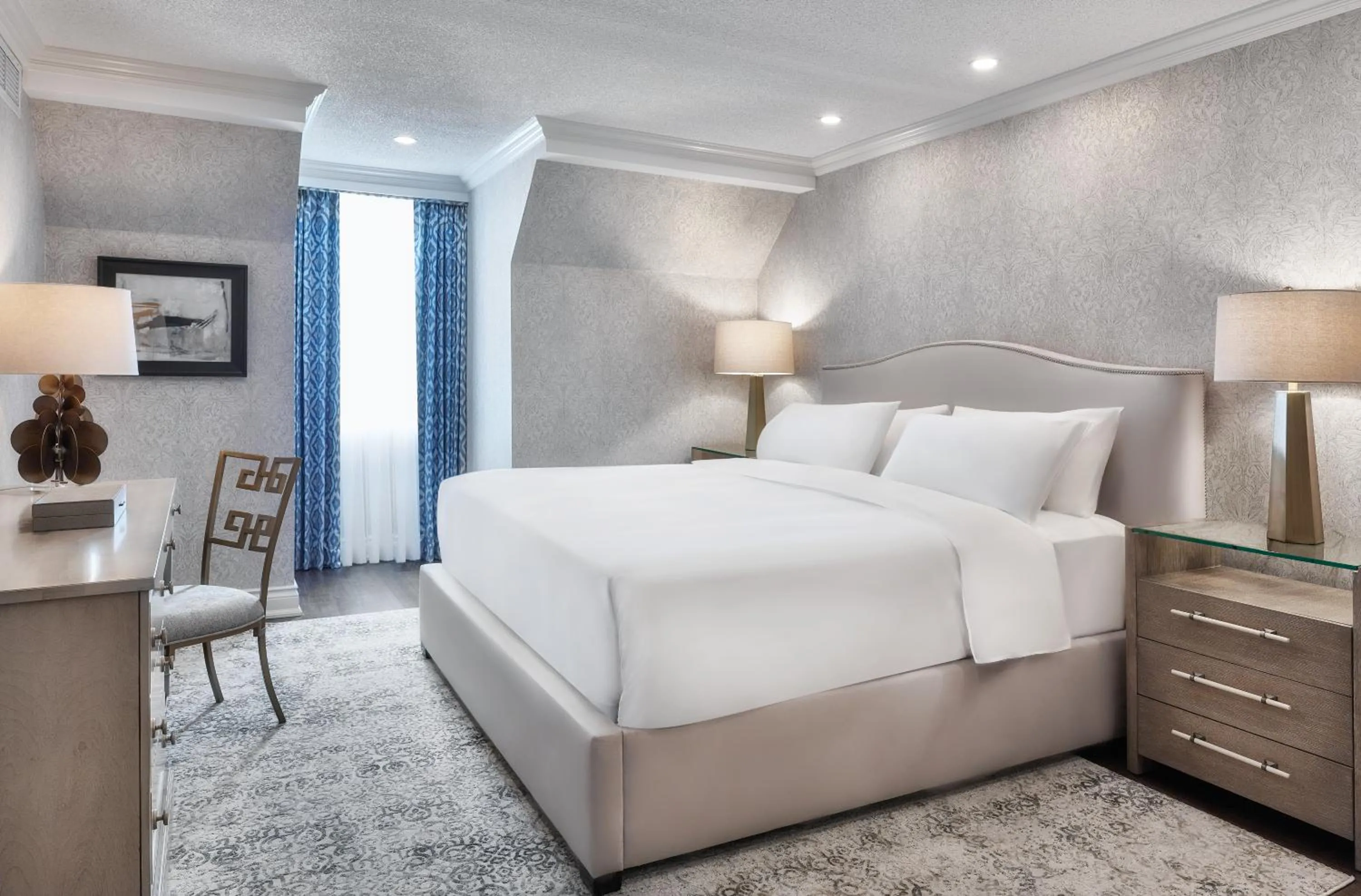 Bedroom, Bed in Chateau Vaudreuil