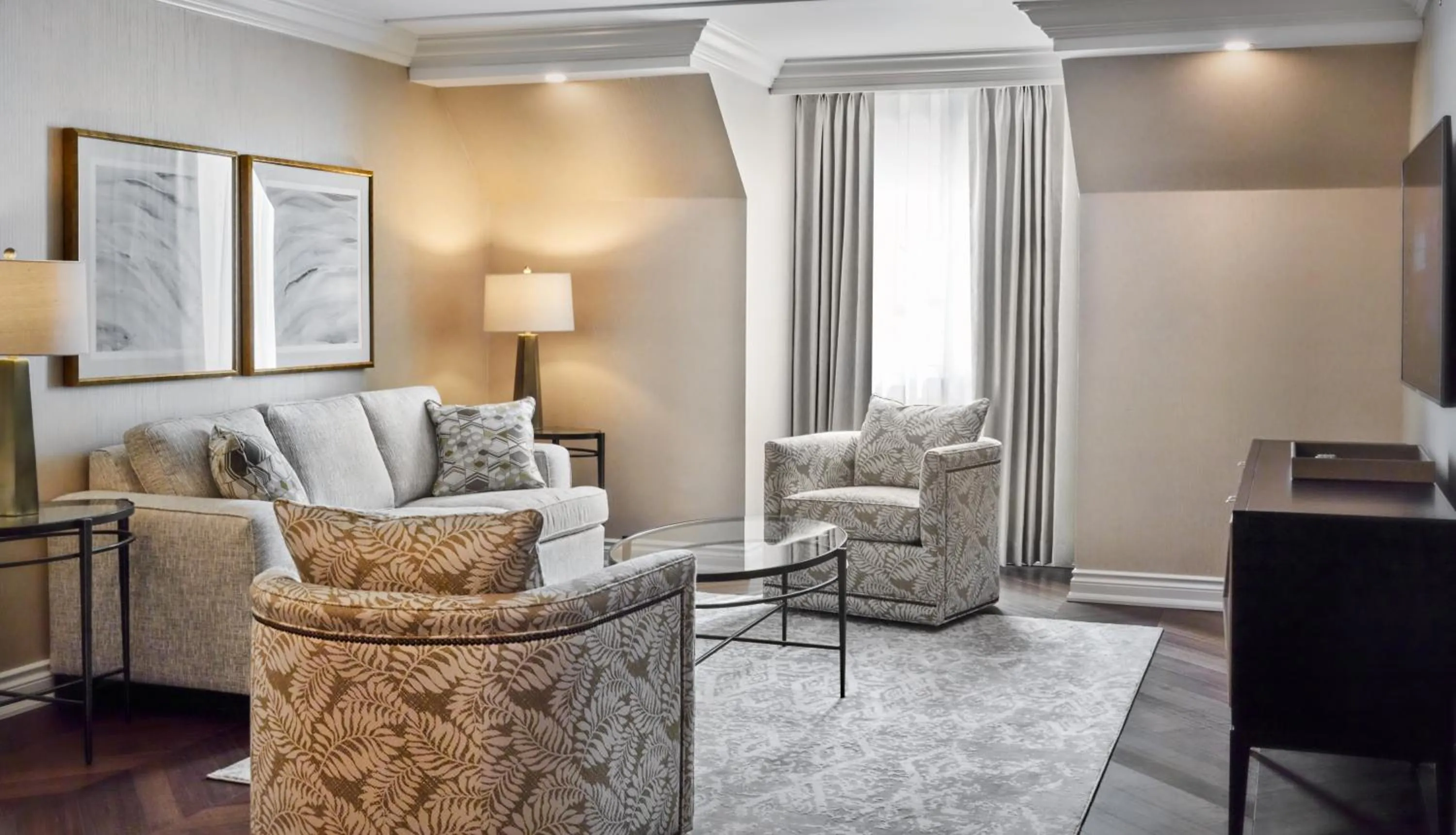 Living room in Chateau Vaudreuil