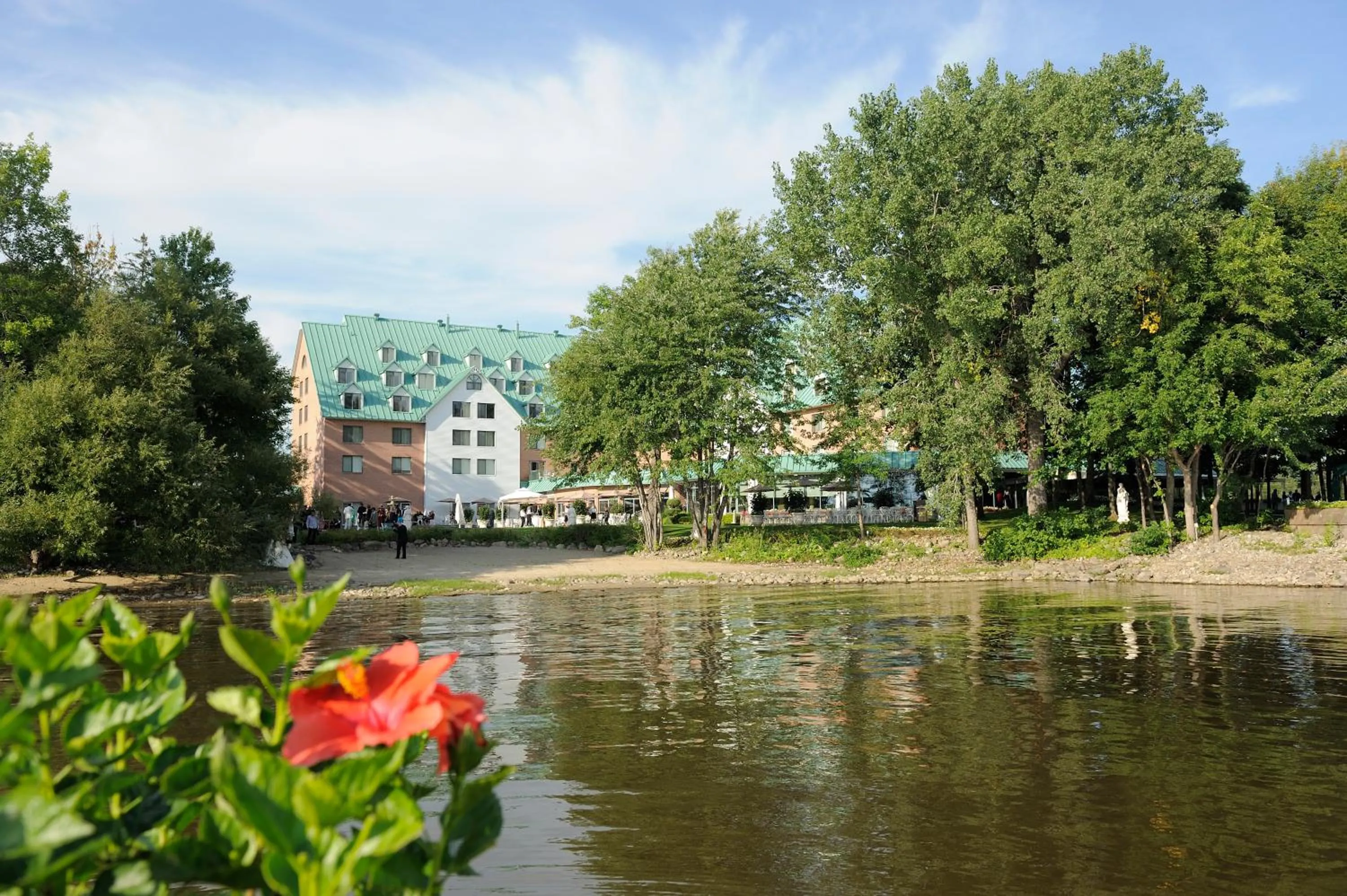 Patio in Chateau Vaudreuil