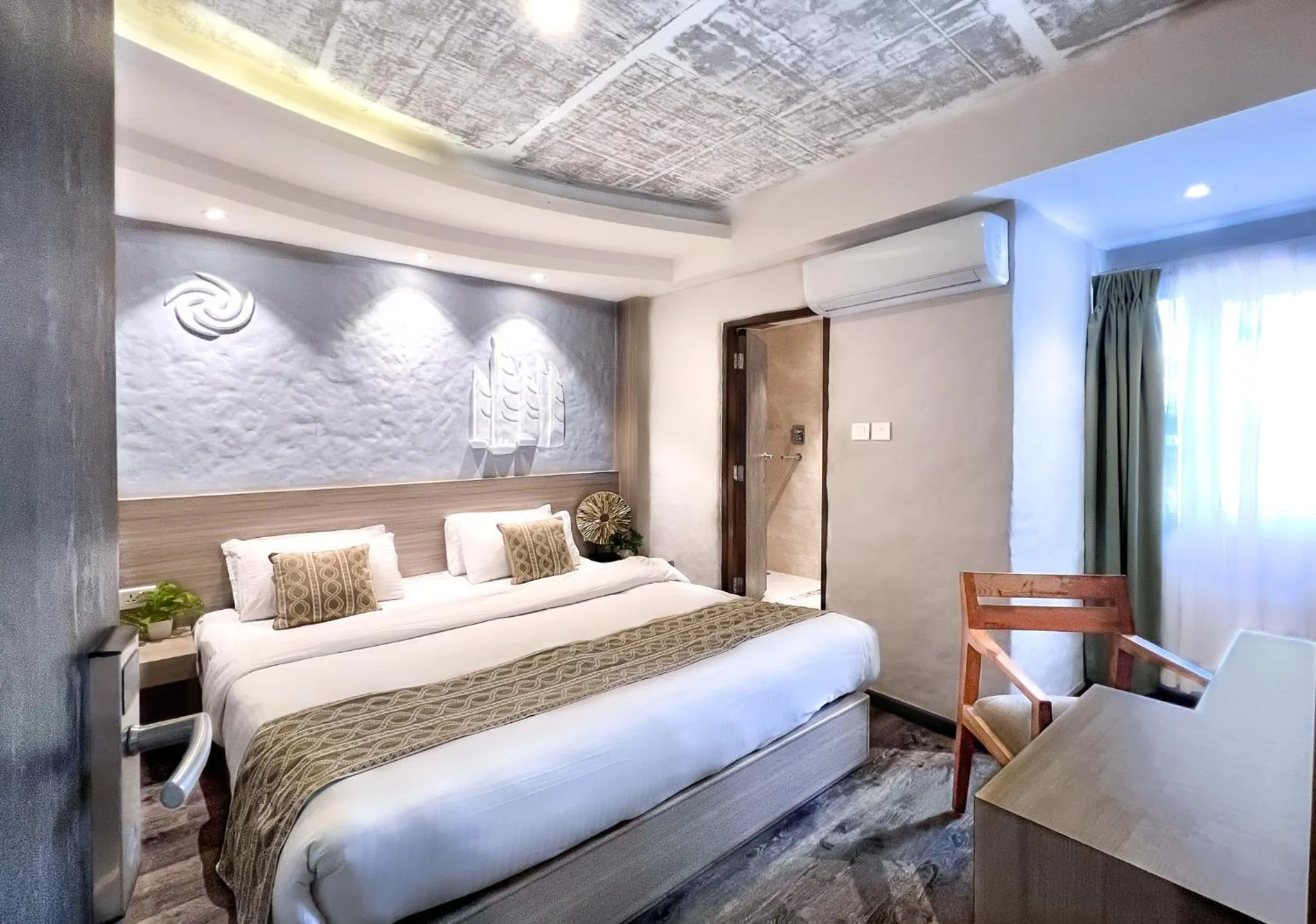 Bedroom, Bed in Vastu Boutique Hotel