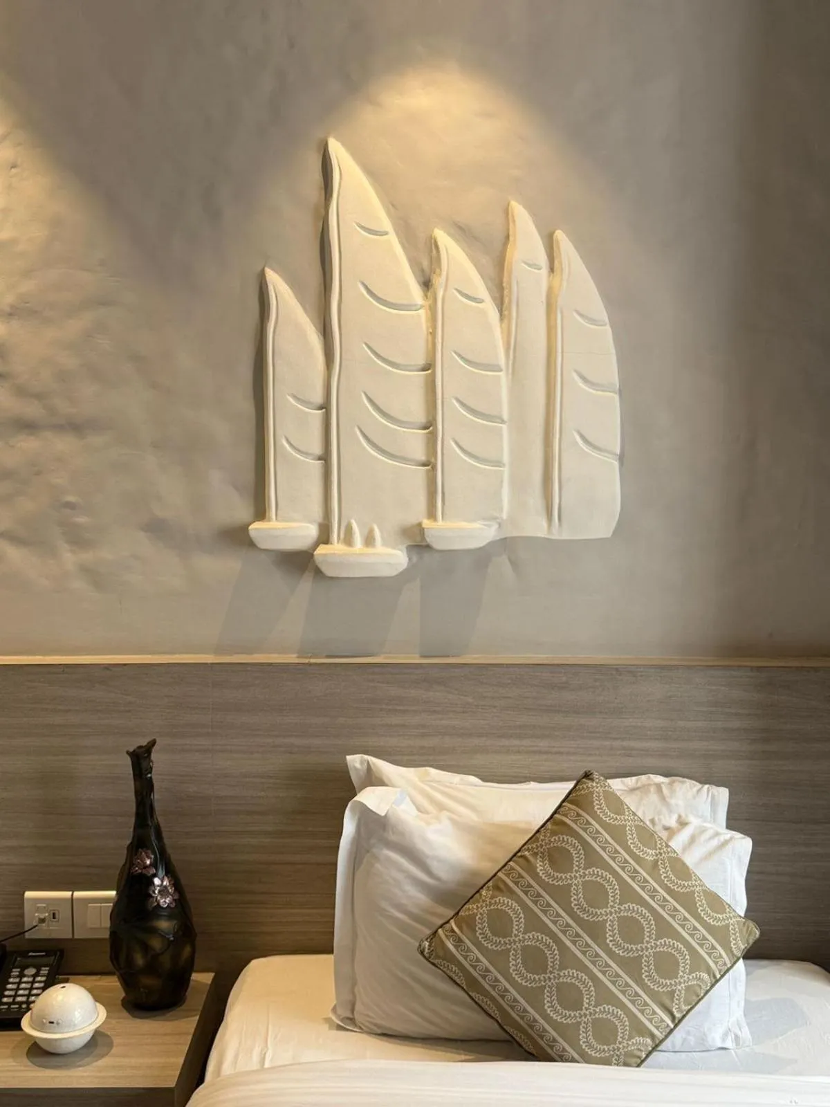 Bedroom, Bed in Vastu Boutique Hotel