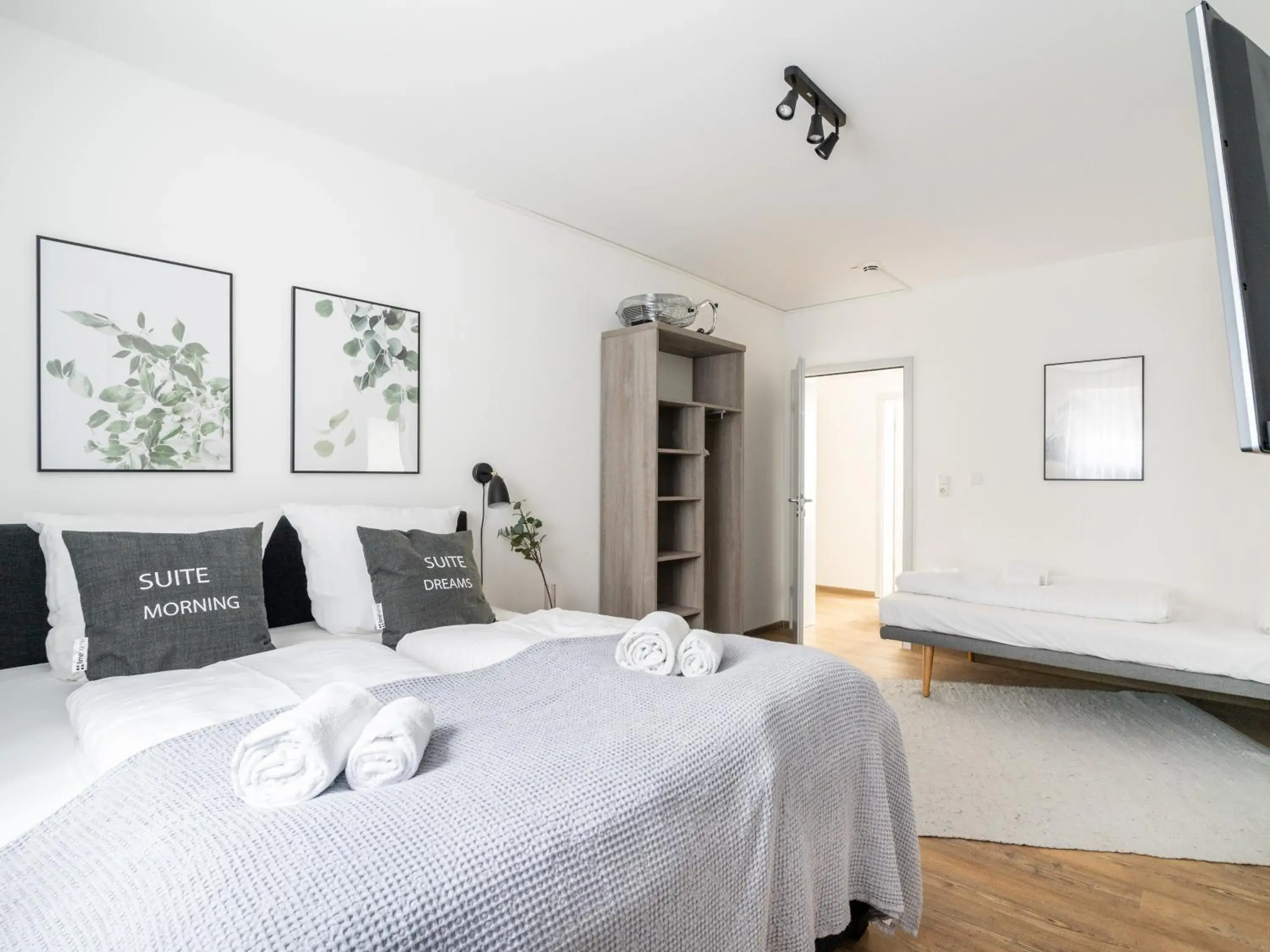 One-Bedroom Suite - single occupancy - Basement in Limehome Hannover Bleichenstraße - Digital Access One-Bedroom Suite - single occupancy - Basement in Limehome Hannover Bleichenstraße - Digital Access