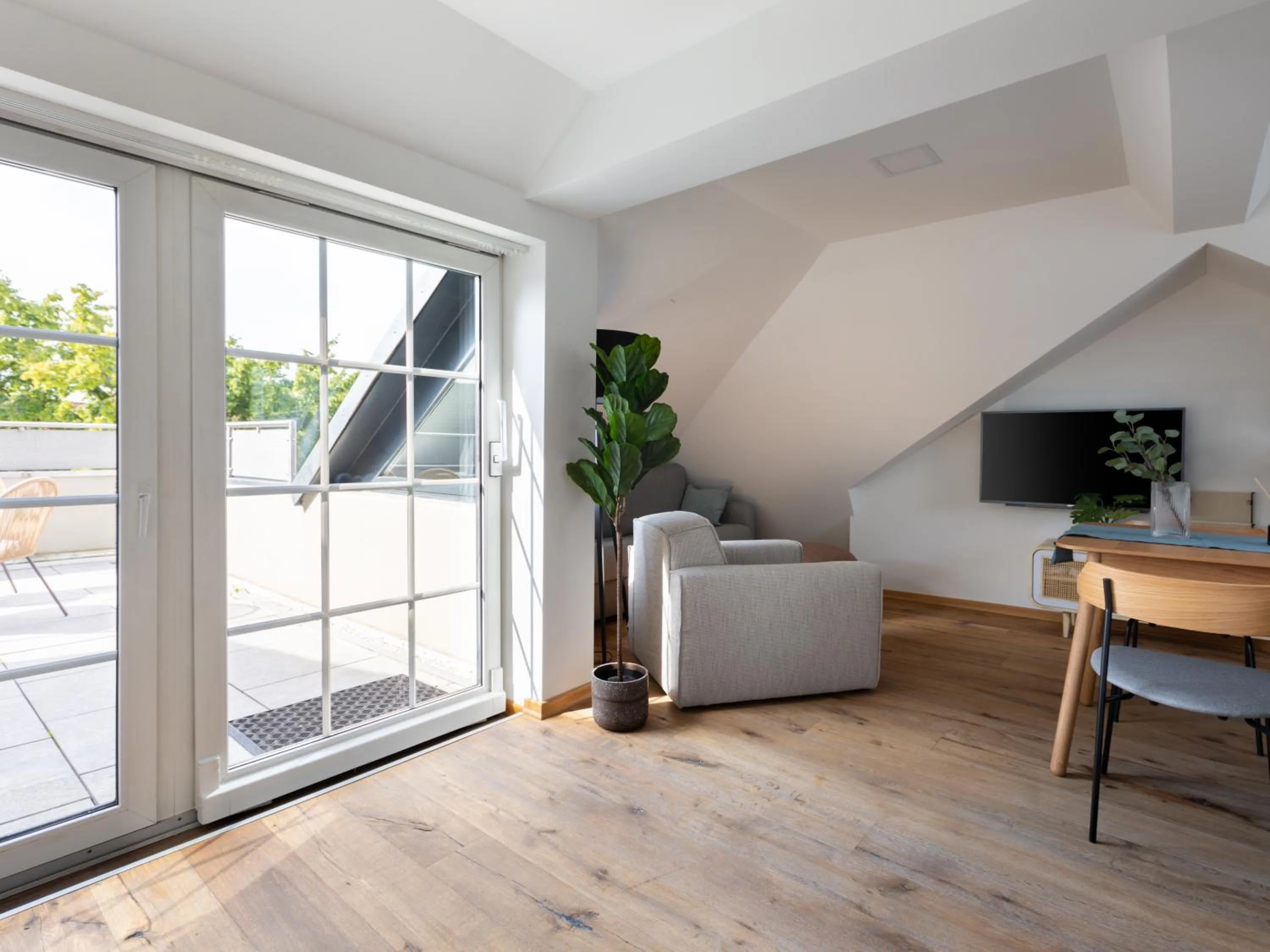 Balcony/Terrace in Limehome Hannover Bleichenstraße - Digital Access