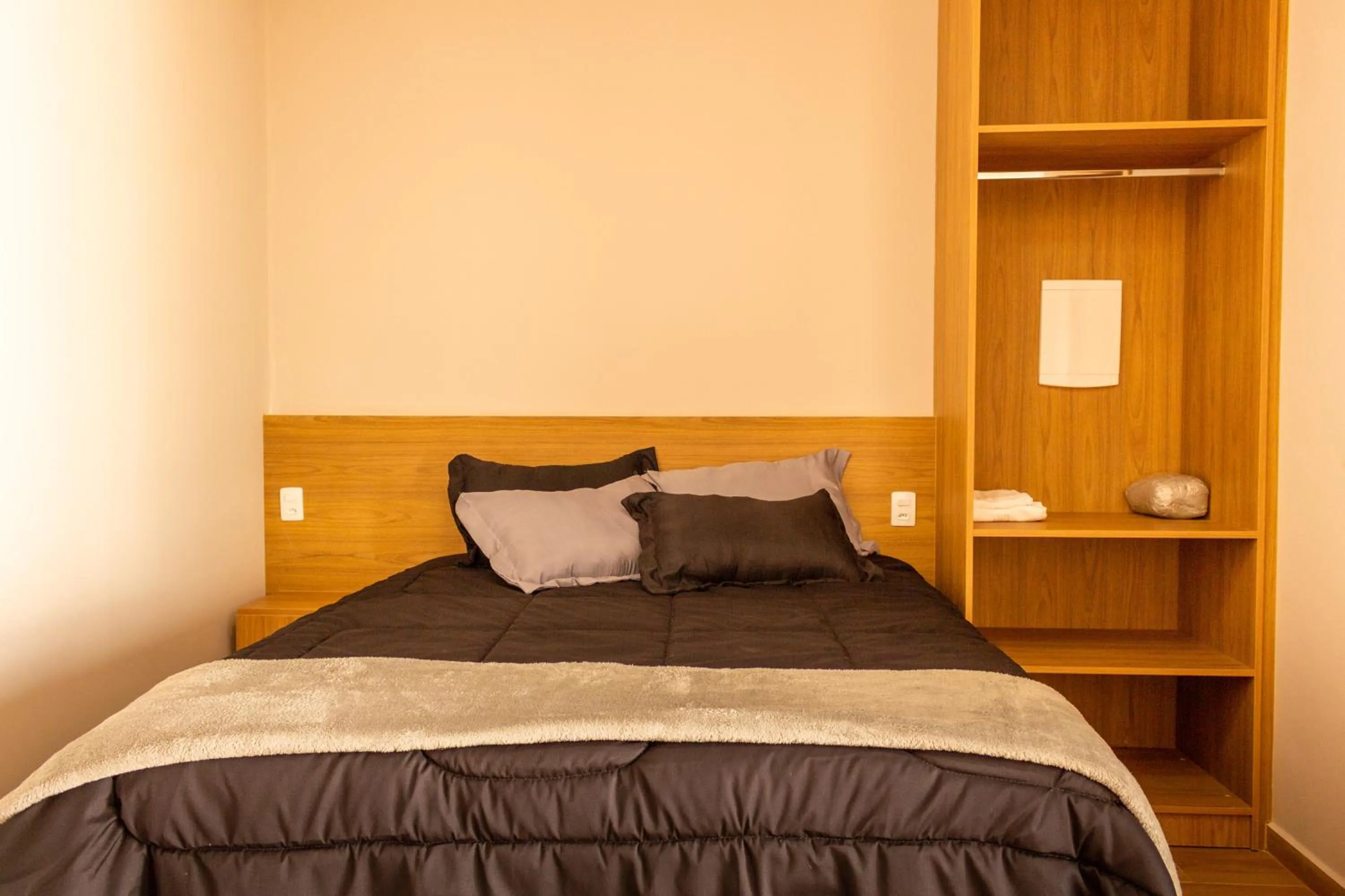 Photo of the whole room, Bed in Pousada Vovó Teresa