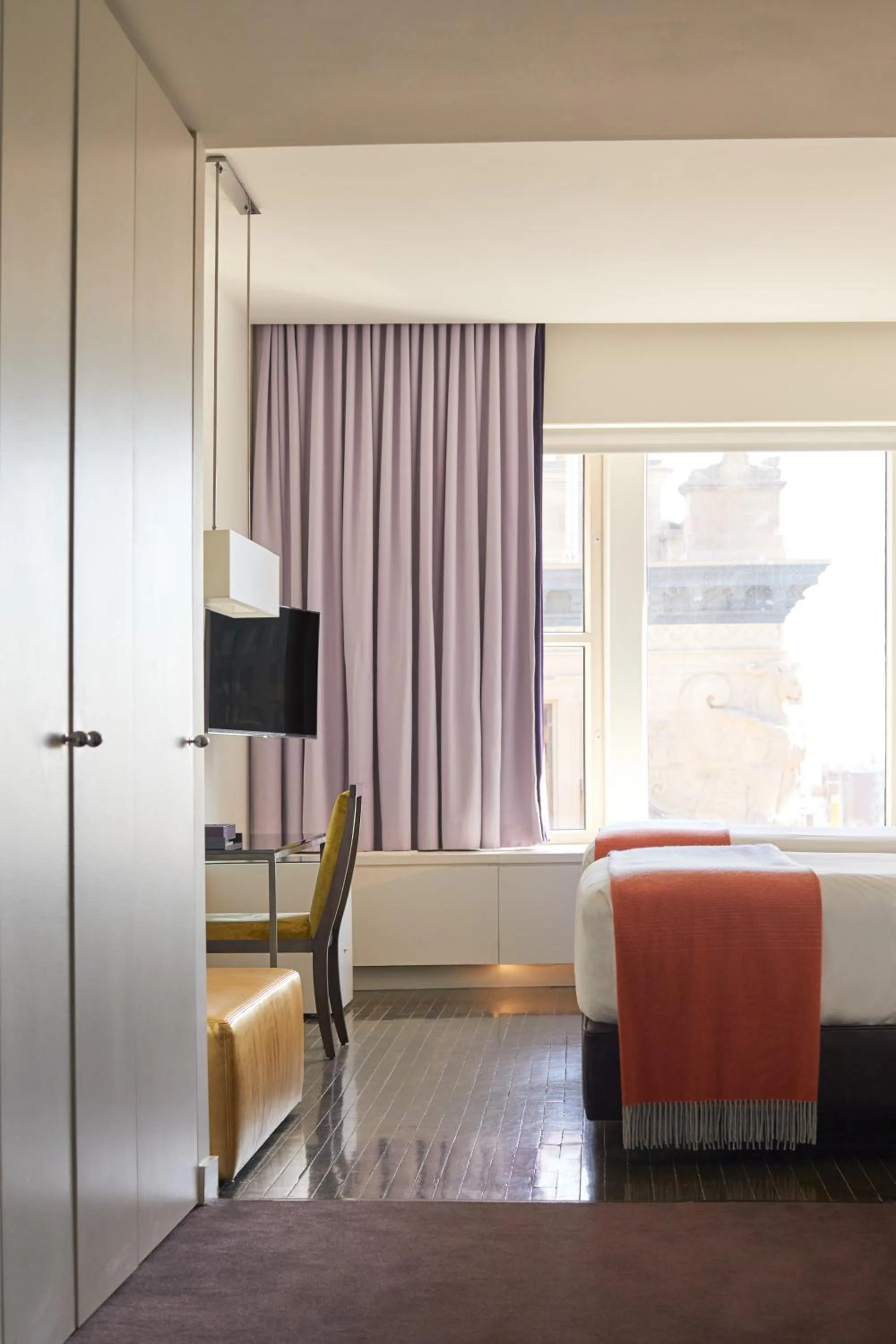 Bed in Hotel St Paul, Montreal, a Member of Design Hotels