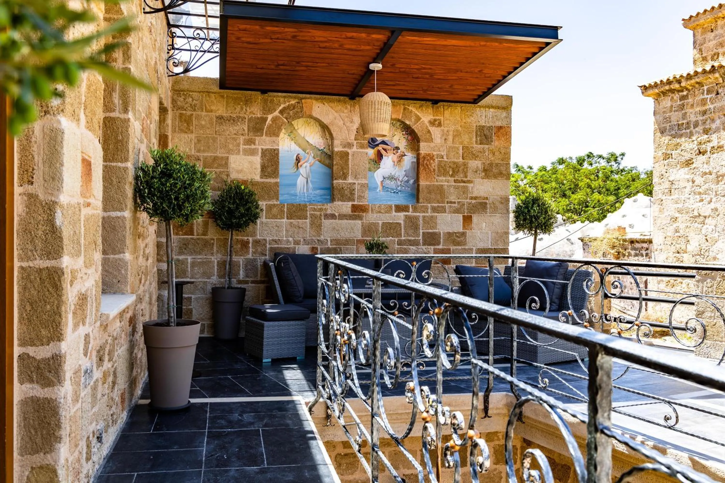 Patio in Chateau Anax Luxury suites