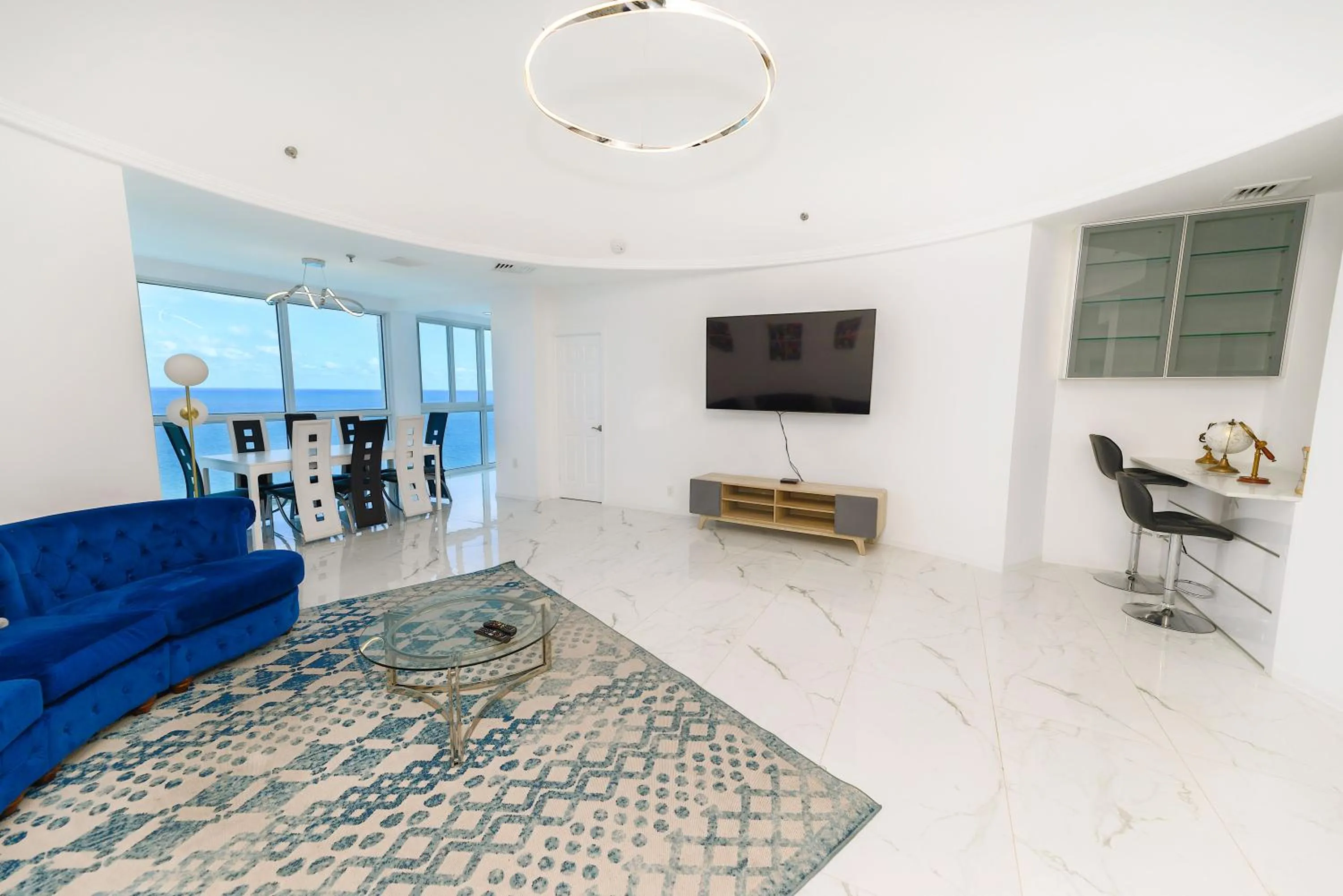 TV and multimedia in SeaStays Apartments