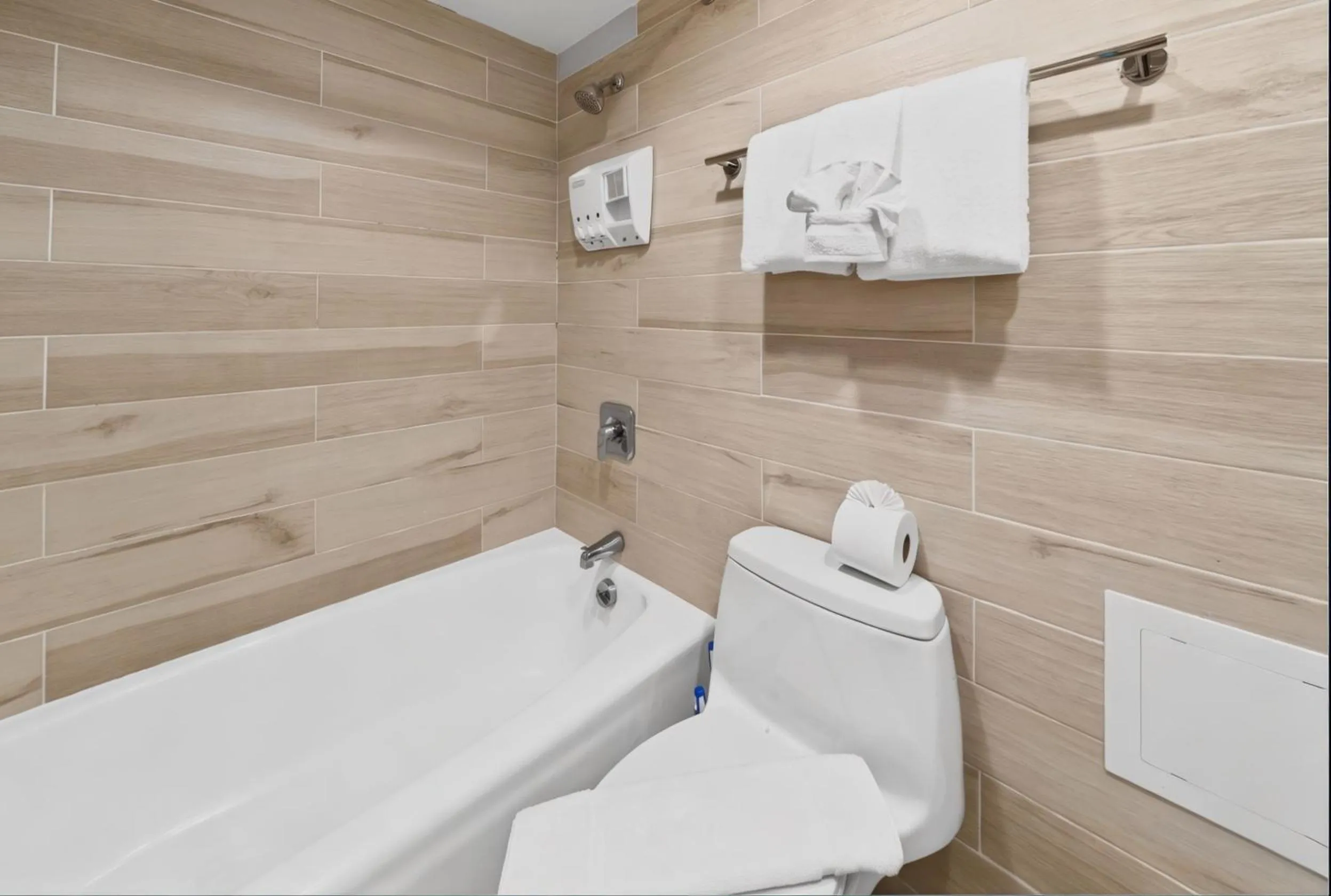 Bathroom in SeaStays Apartments