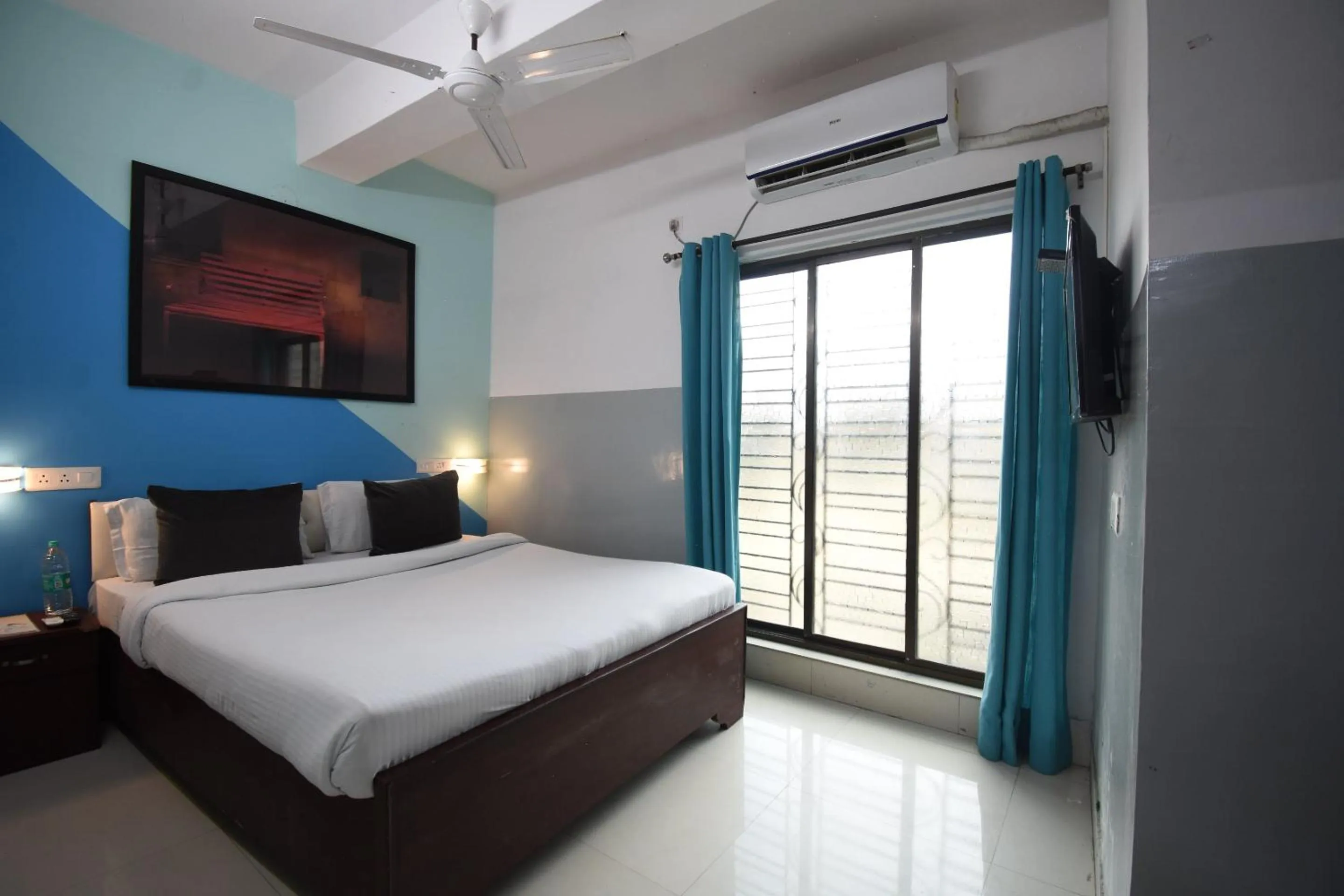 Bedroom, Bed in Super OYO 82026 BANGUR INN