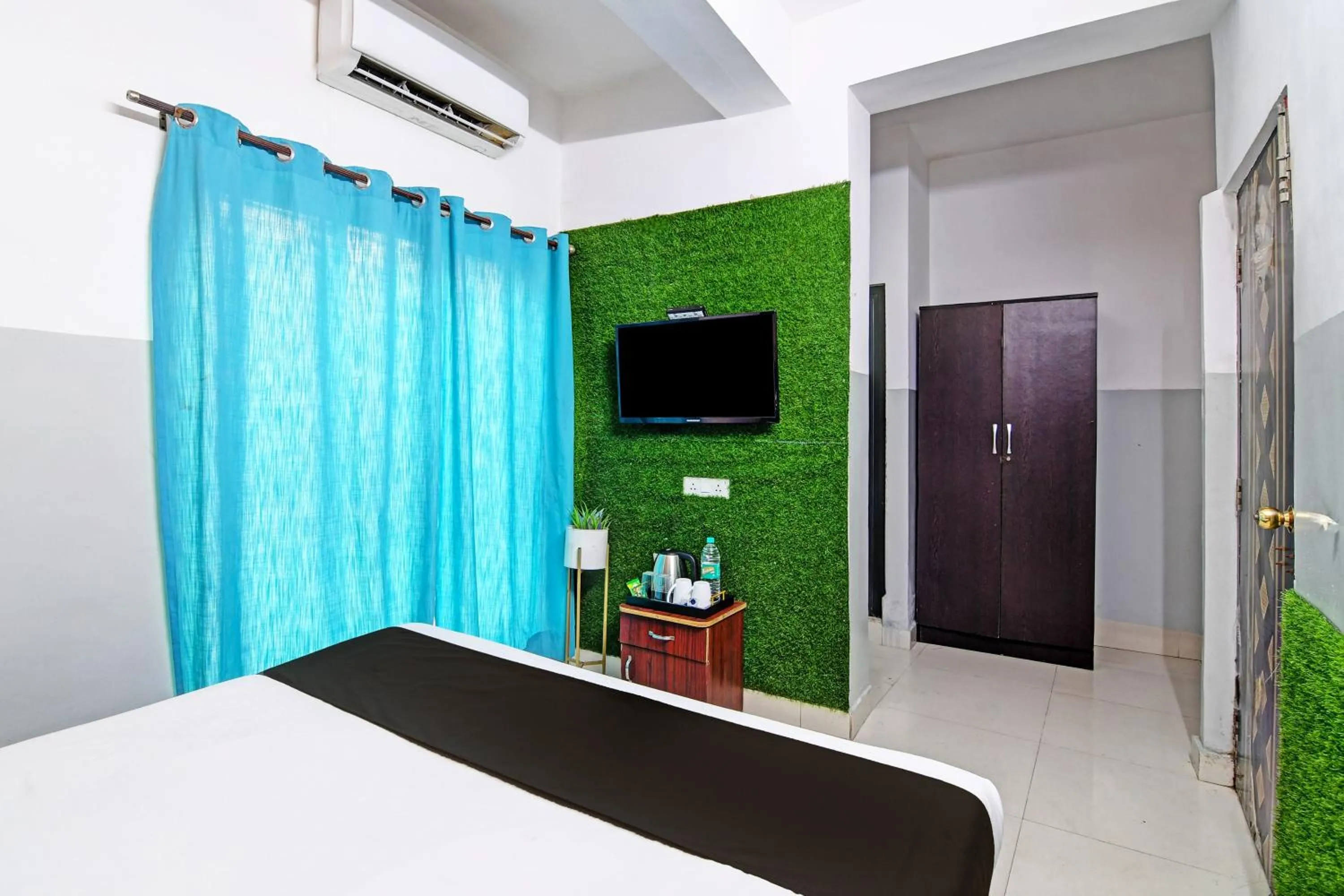 Bedroom, Bed in Super OYO 82026 BANGUR INN