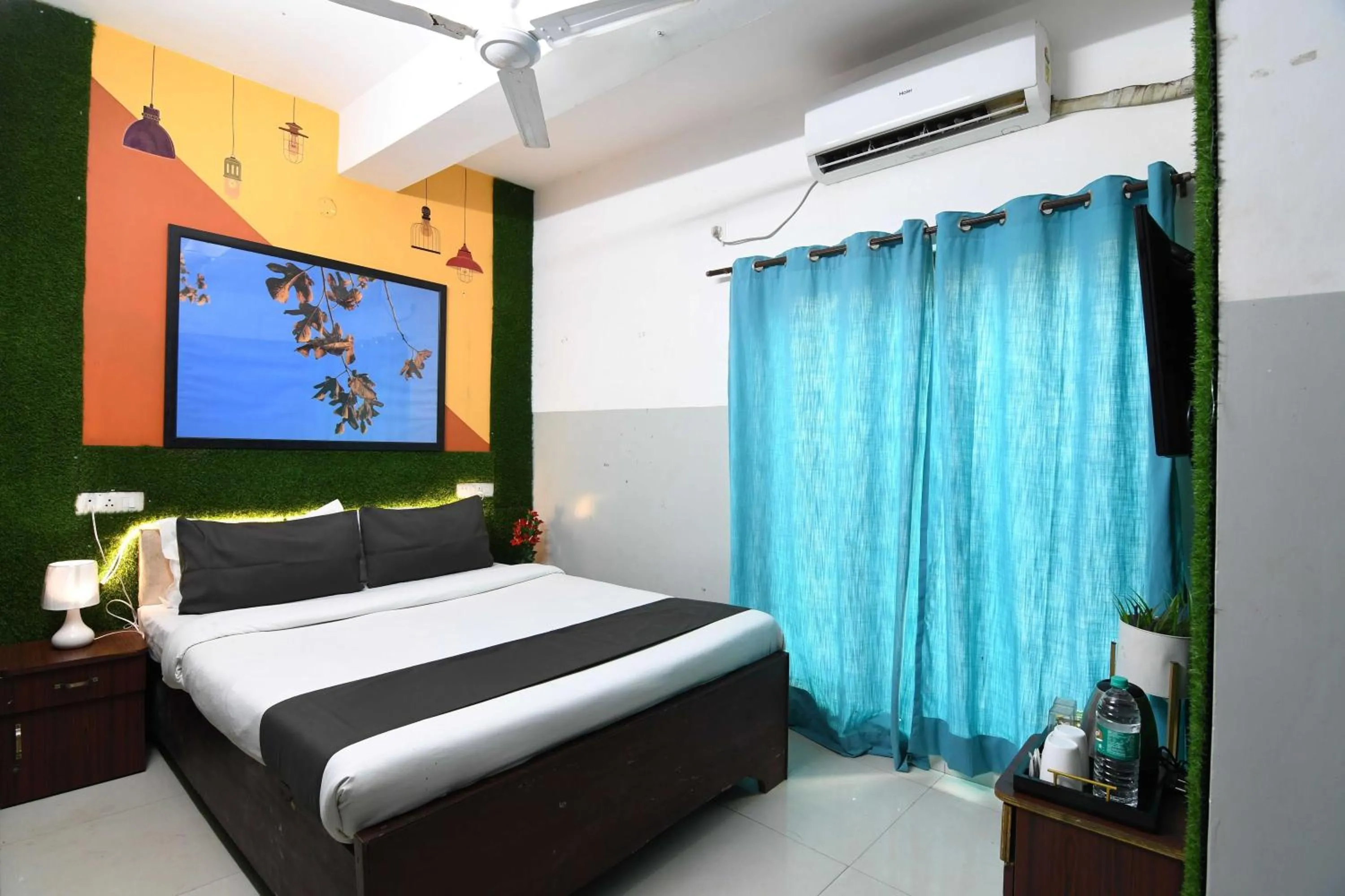 Bedroom, Bed in Super OYO 82026 BANGUR INN