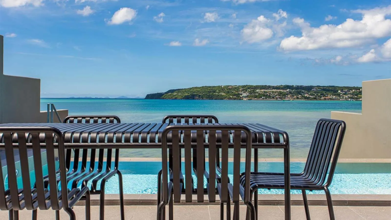 Balcony/Terrace in Feliz Villa Suite Kourijima View