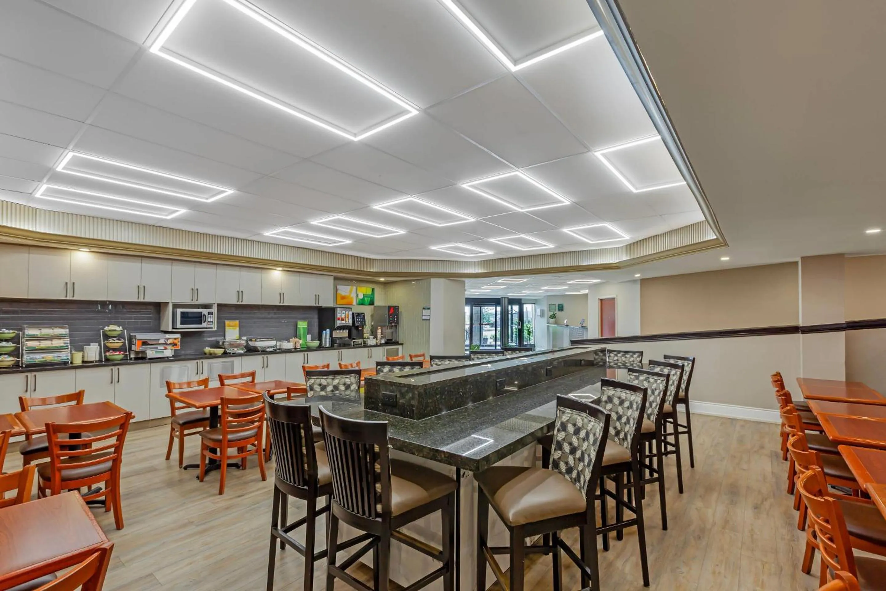 Breakfast in Quality Inn & Suites