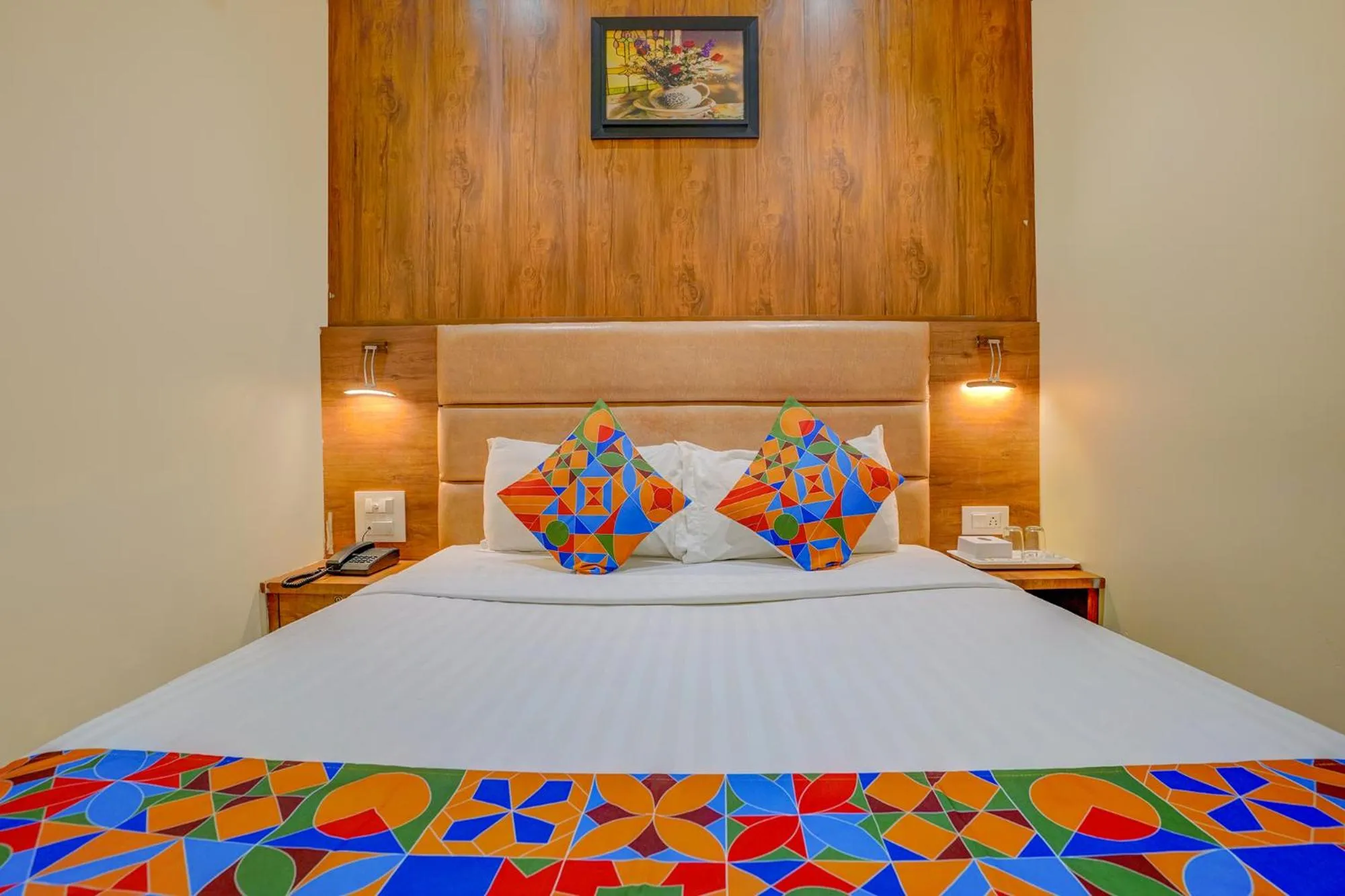 Bed in FabExpress Colaba Grand