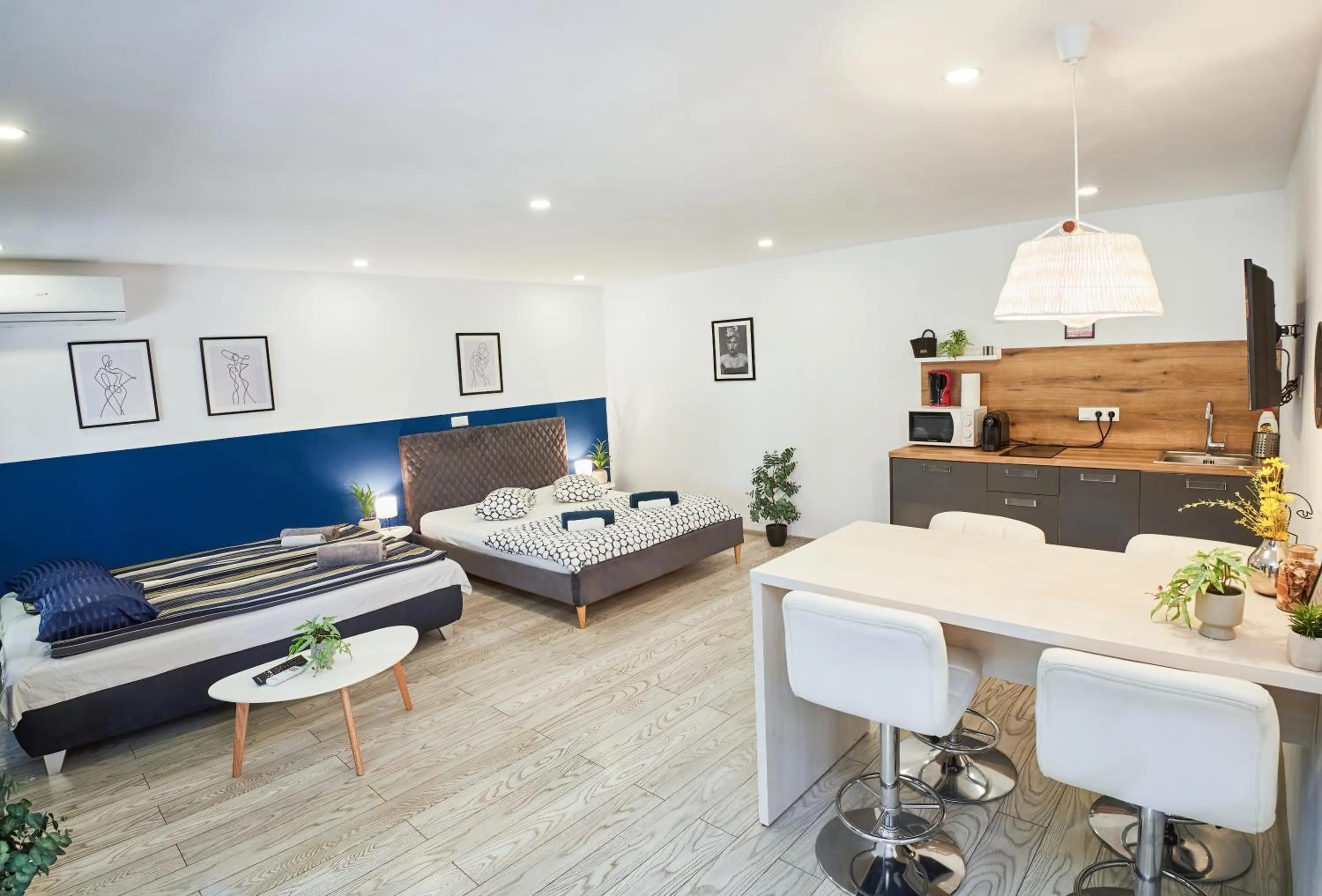 Kitchen or kitchenette in Marcos Apartments Victoriei - self check-in