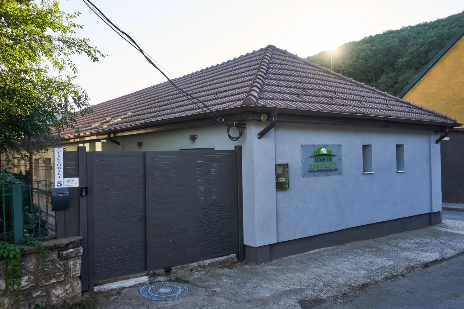 Property building in Marcos Apartments Victoriei - self check-in