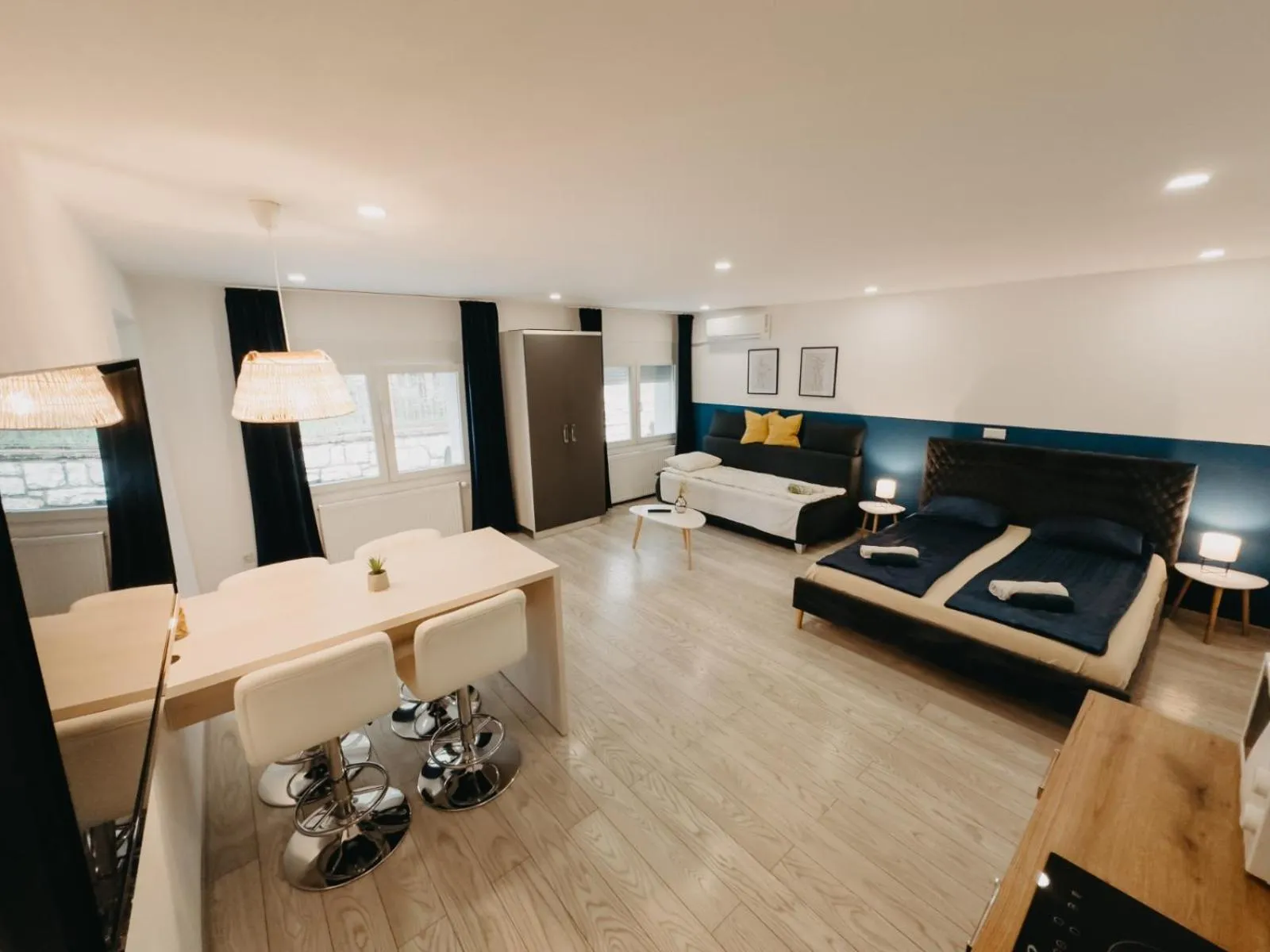 Bed in Marcos Apartments Victoriei - self check-in