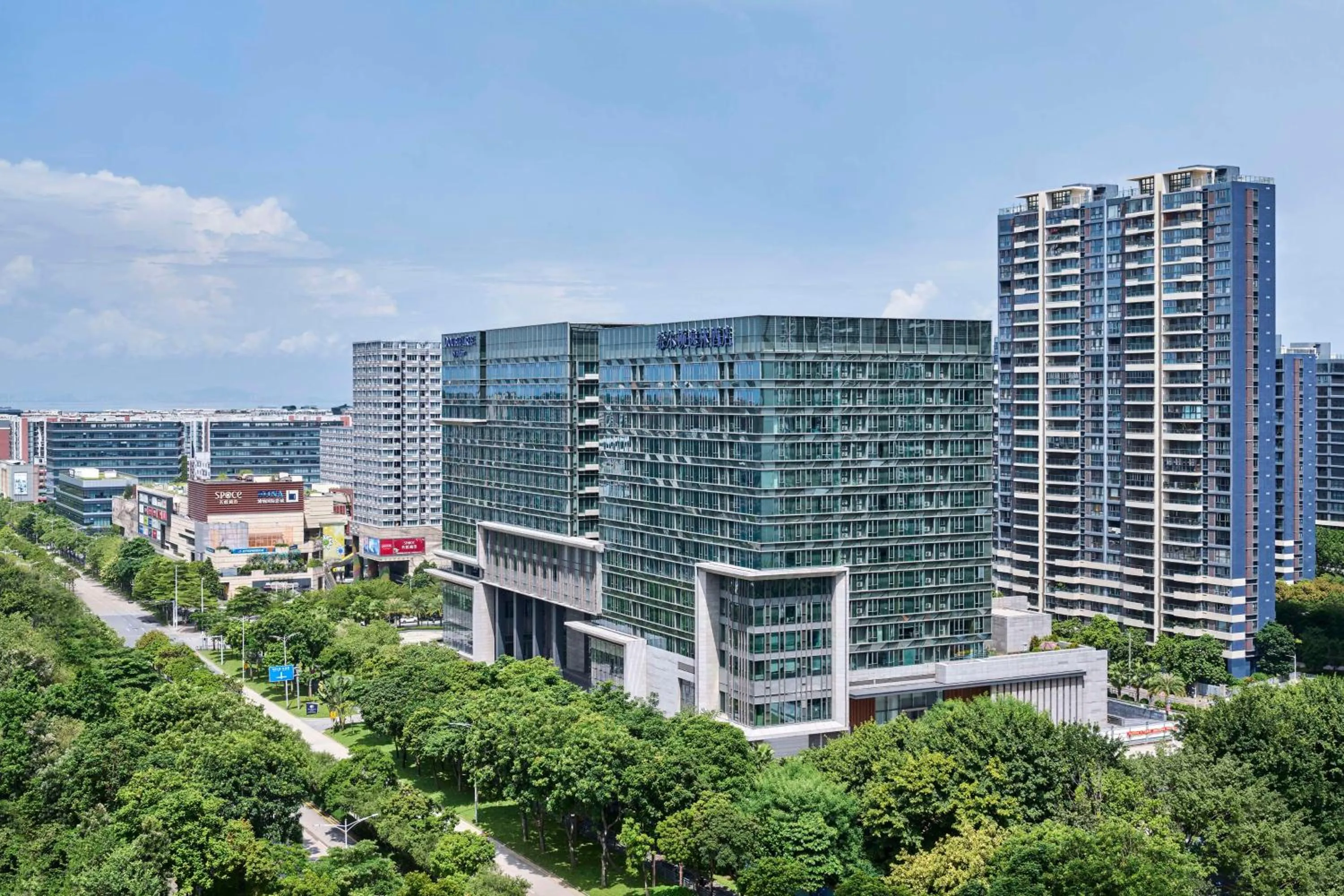 Property building in DoubleTree by Hilton Shenzhen Airport Residences