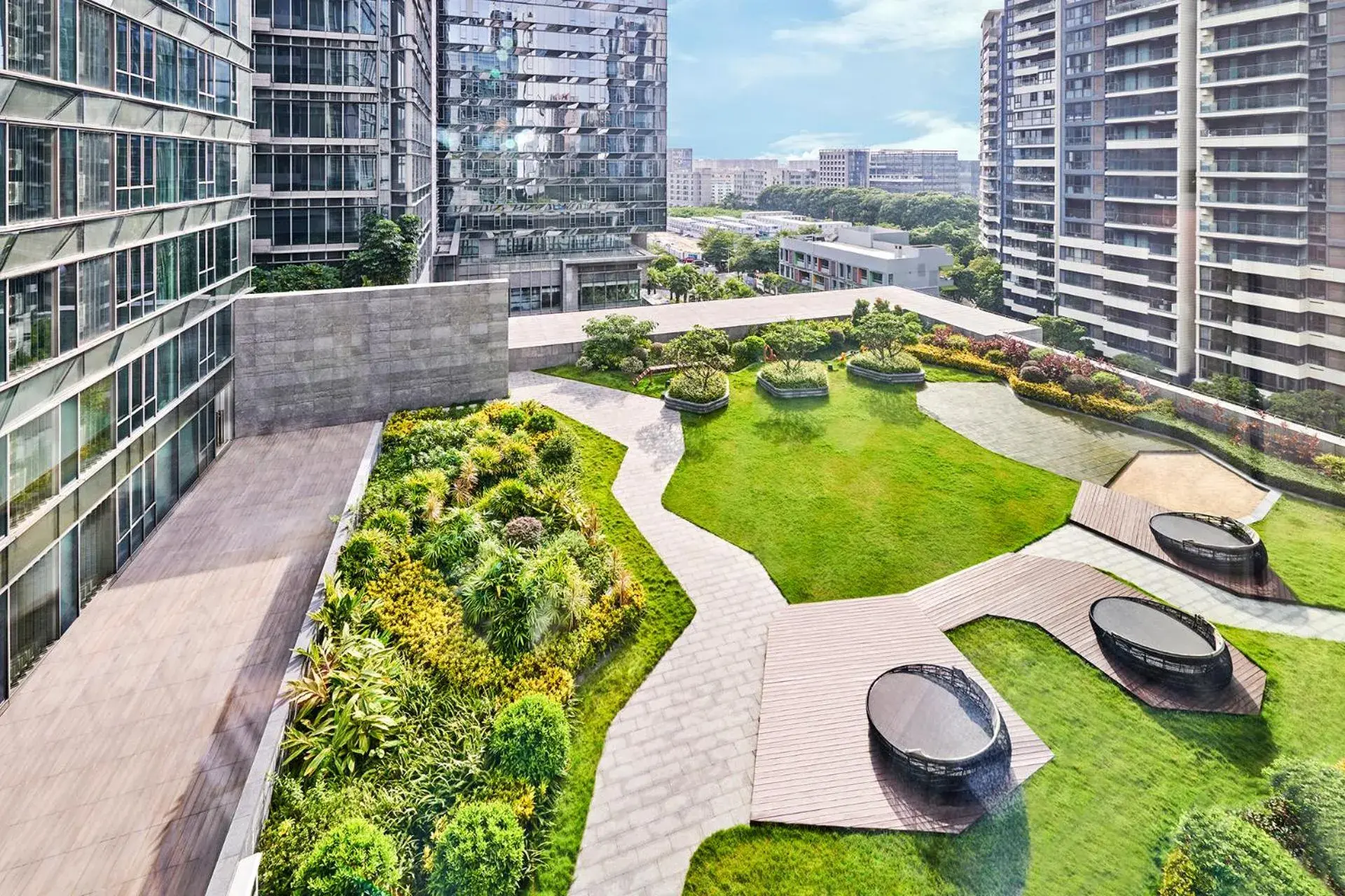 Queen Studio with Garden View in DoubleTree by Hilton Shenzhen Airport Residences Queen Studio with Garden View in DoubleTree by Hilton Shenzhen Airport Residences