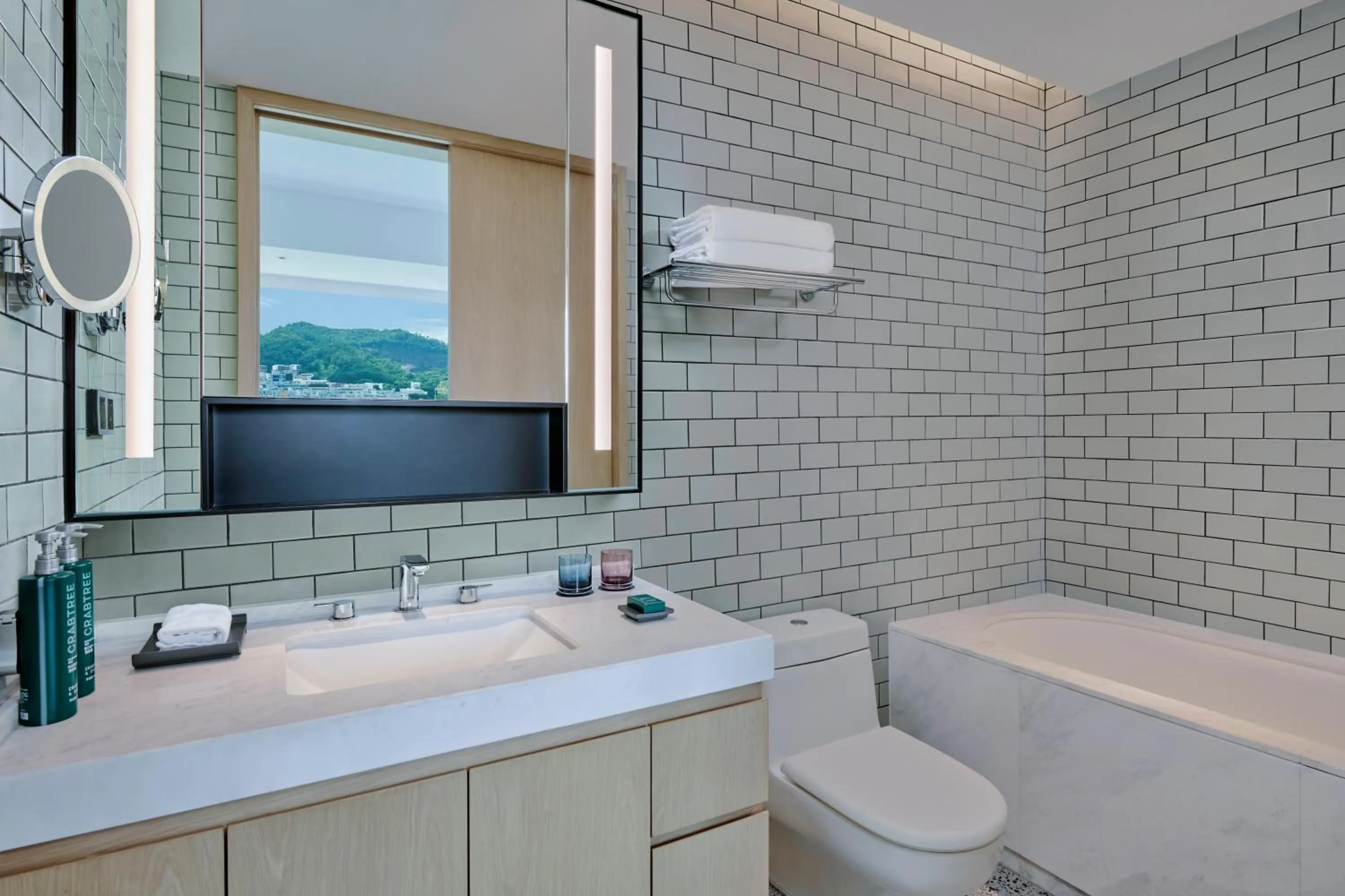 Bathroom in DoubleTree by Hilton Shenzhen Airport Residences