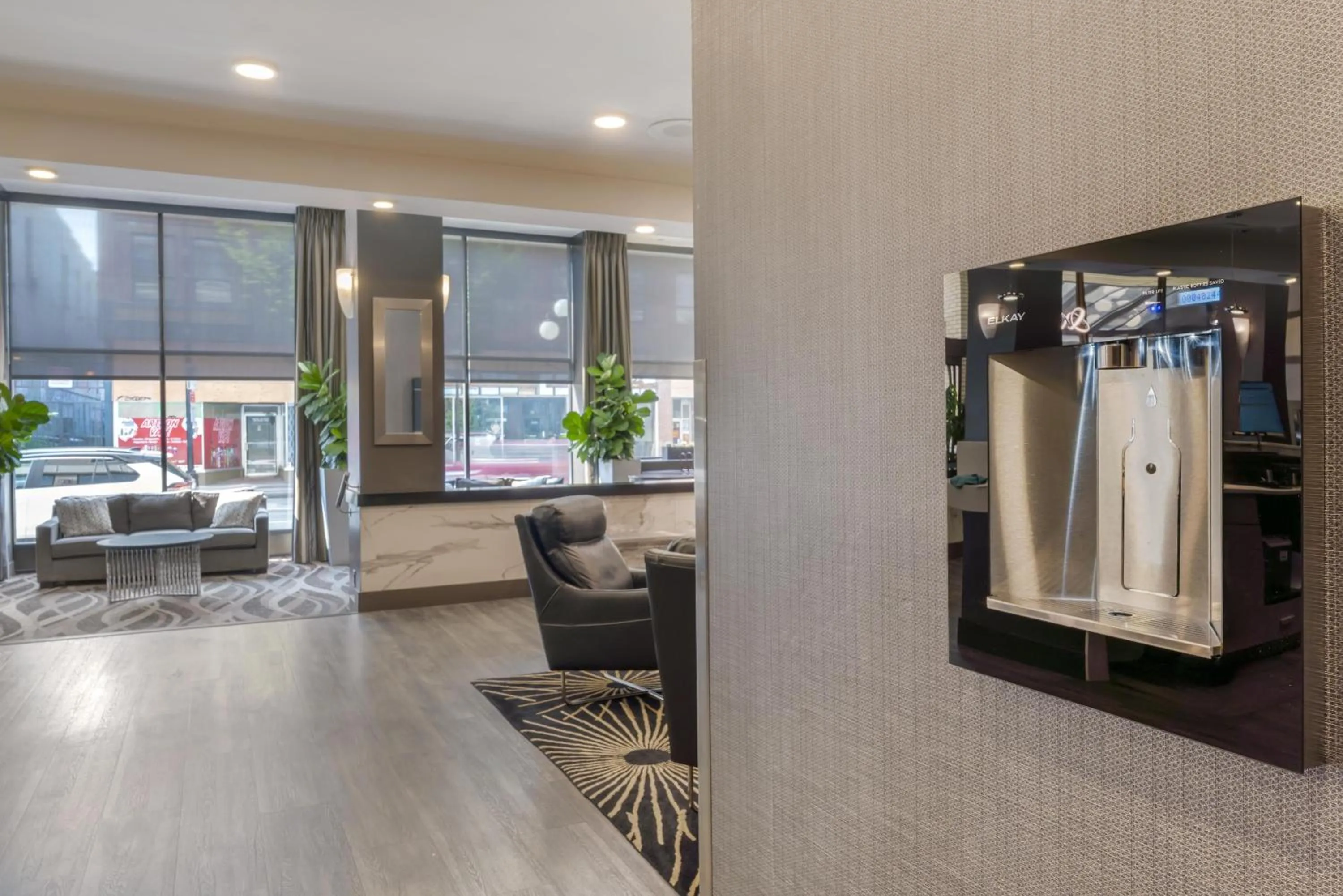 Lobby or reception in BEST WESTERN PLUS Carlton Plaza Hotel