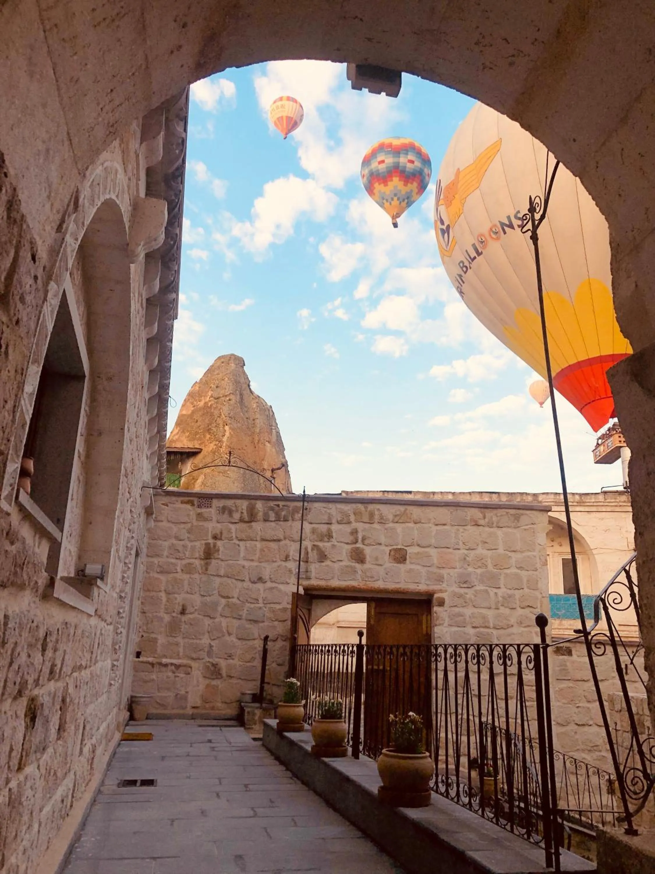 Inner courtyard view in House 1938 Special Cave Hotel