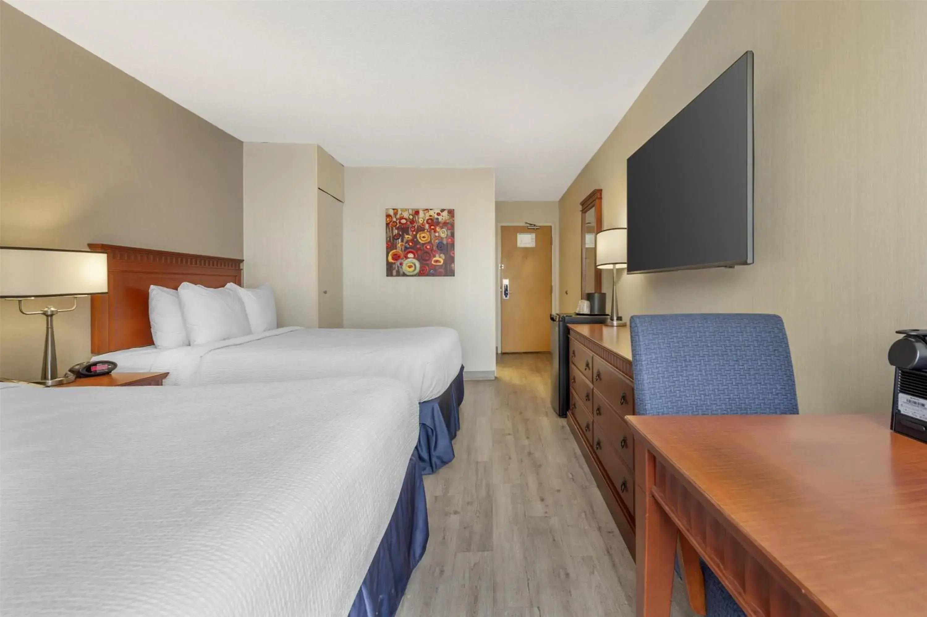Queen Room with Two Queen Beds - Second Floor in Best Western Hotel Brossard Queen Room with Two Queen Beds - Second Floor in Best Western Hotel Brossard