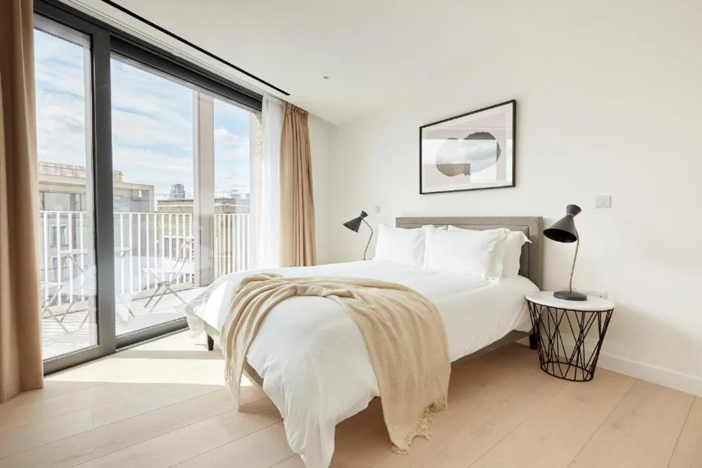 Bedroom, Bed in Southwark Residences by Aeria Apartments
