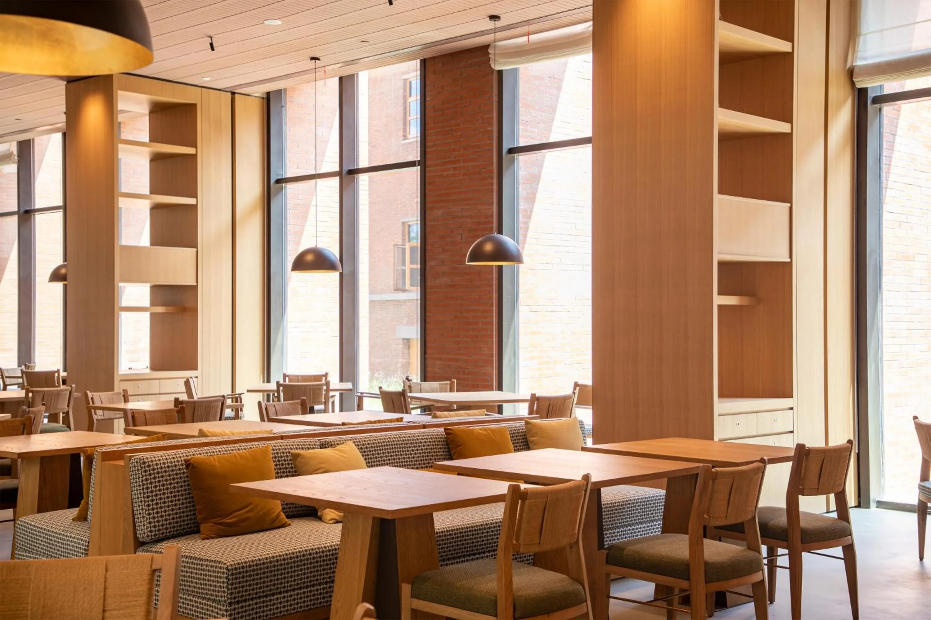 Restaurant/places to eat in Hyatt Place Jingdezhen Taoxichuan