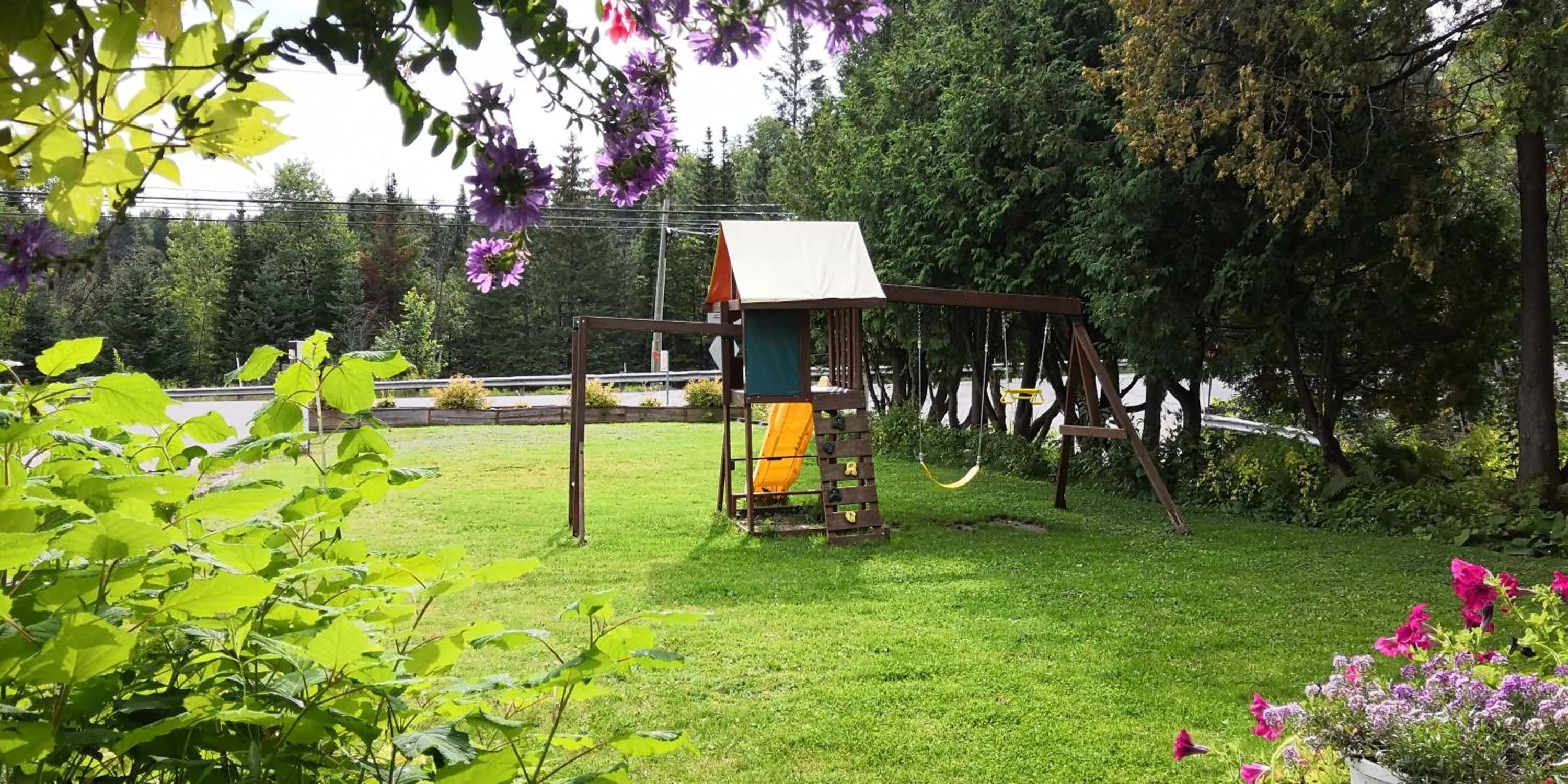 Motel Des Pays D'En Haut