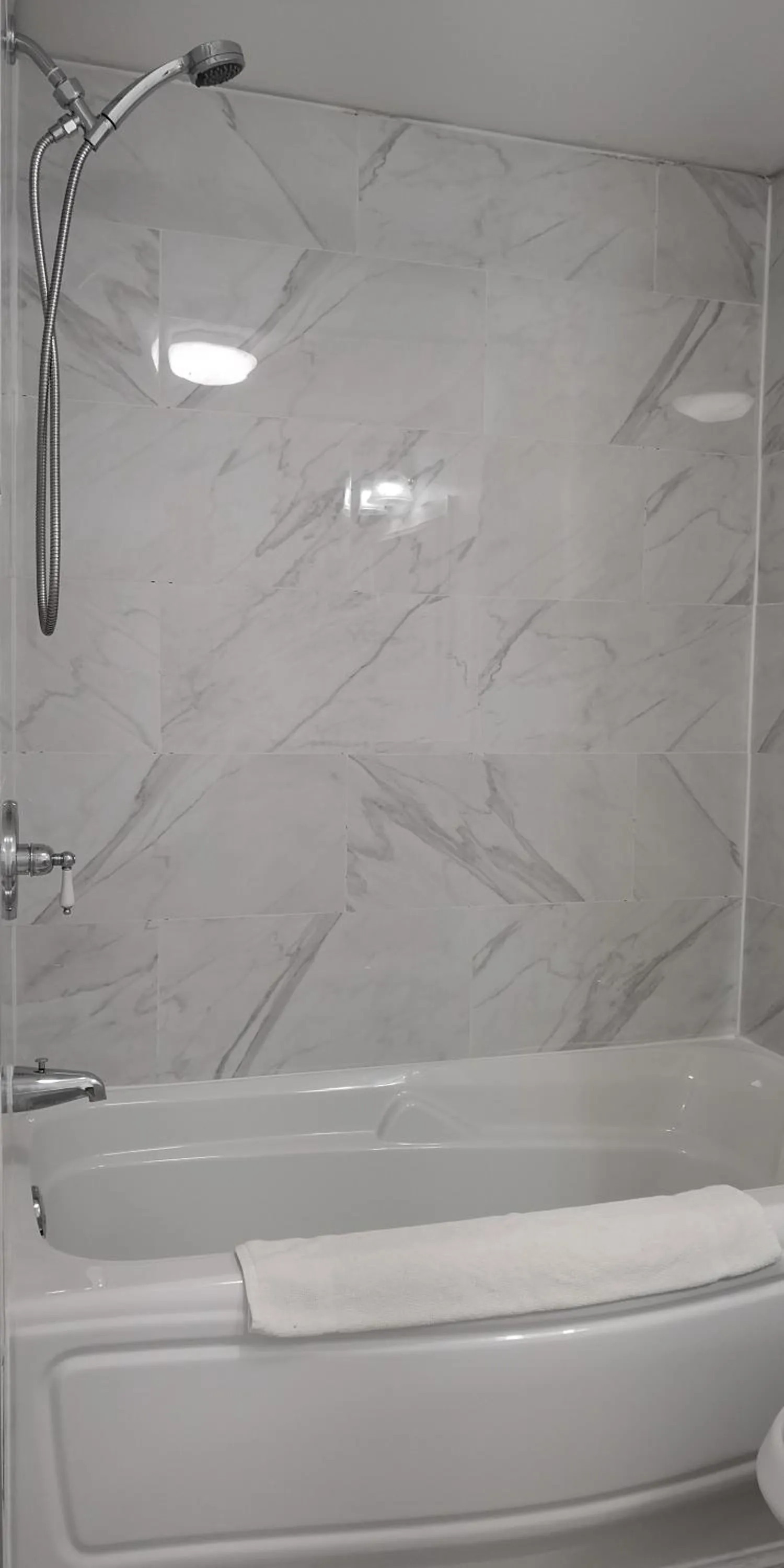 Bathroom in Motel Des Pays D'En Haut