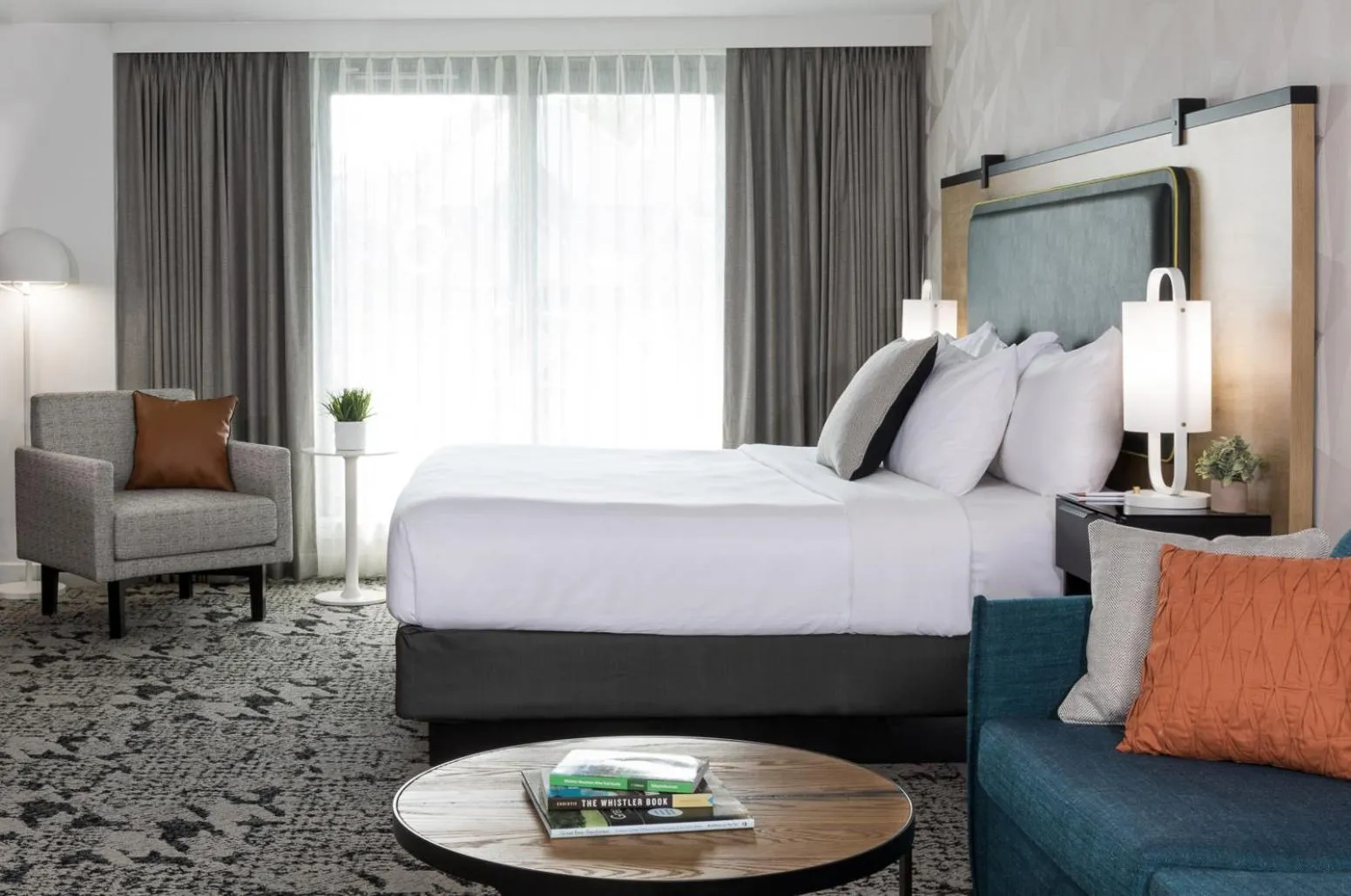 Other, Bed in The Crystal Lodge