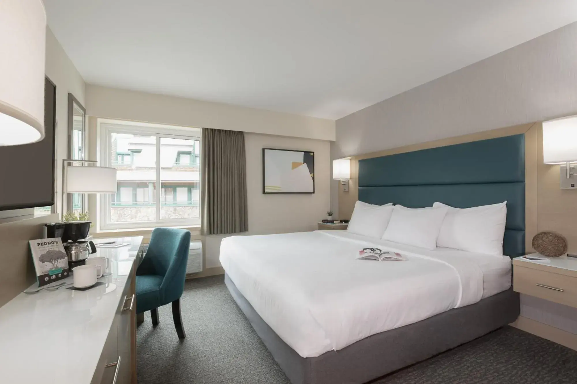 Crystal King Room in The Crystal Lodge Crystal King Room in The Crystal Lodge