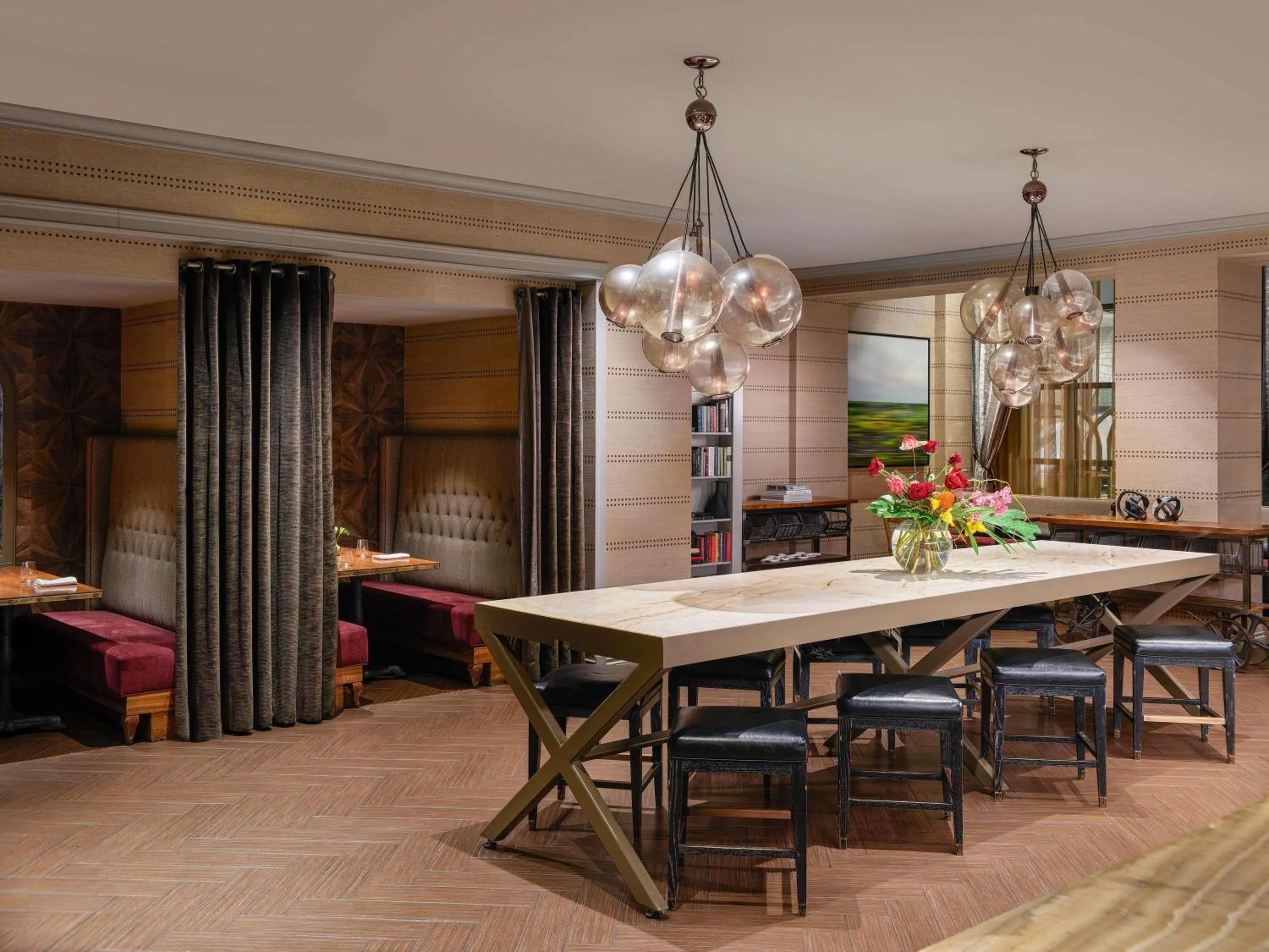 Restaurant/places to eat in Fairmont Hotel Vancouver